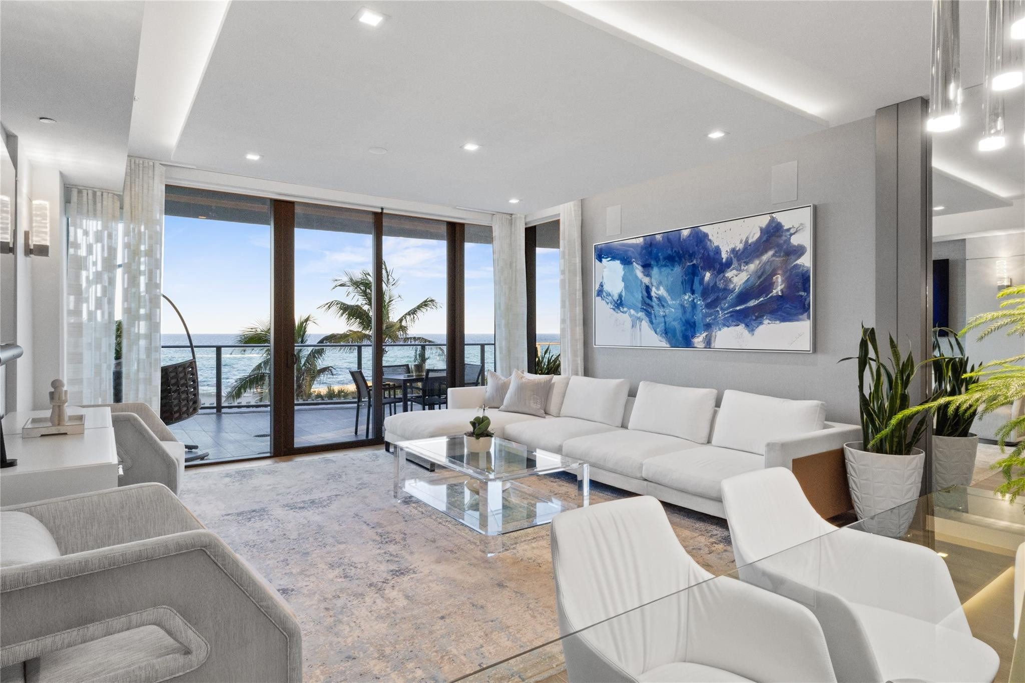 1116 N Ocean Boulevard 301