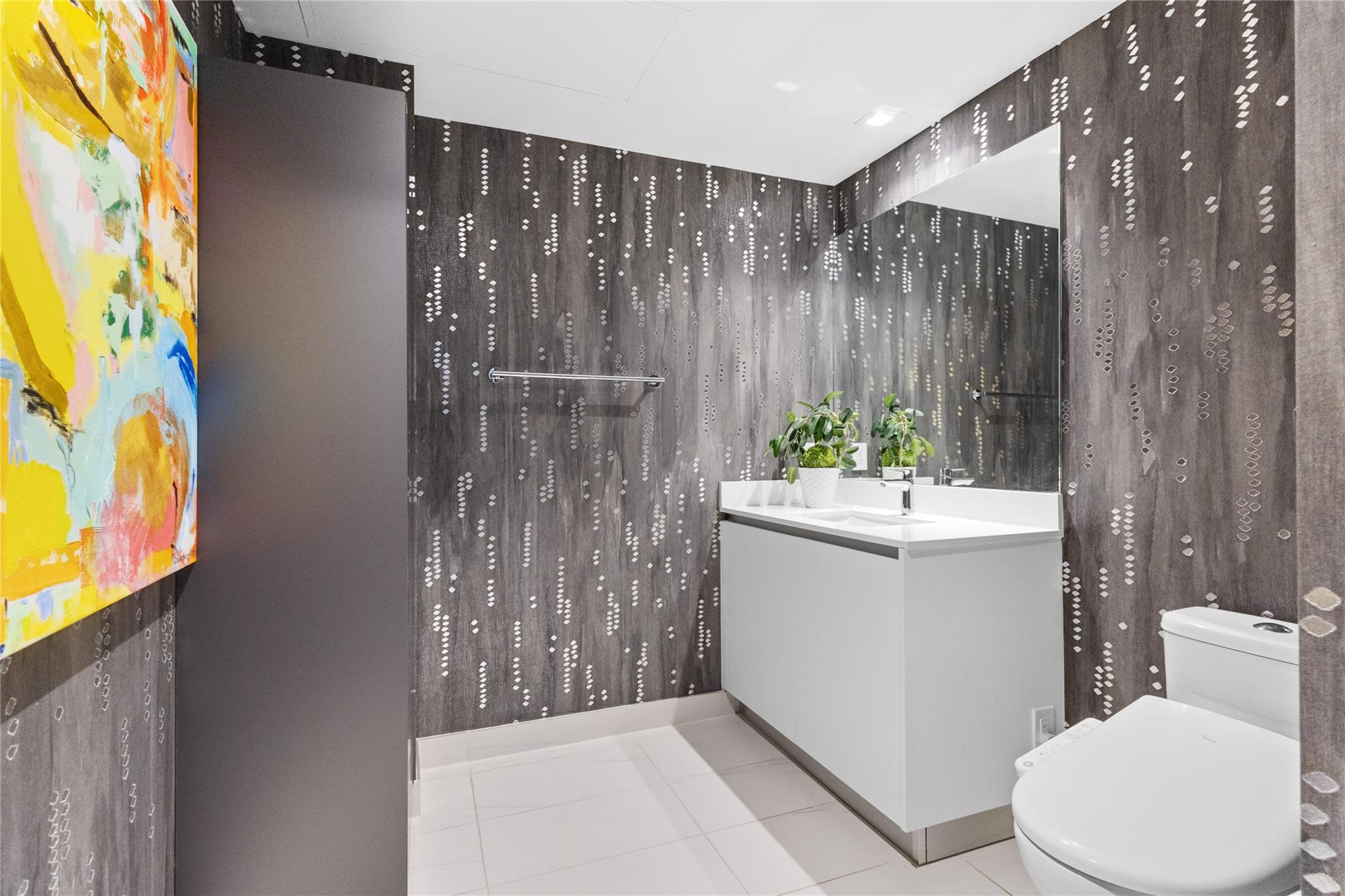 1116 N Ocean Boulevard 301