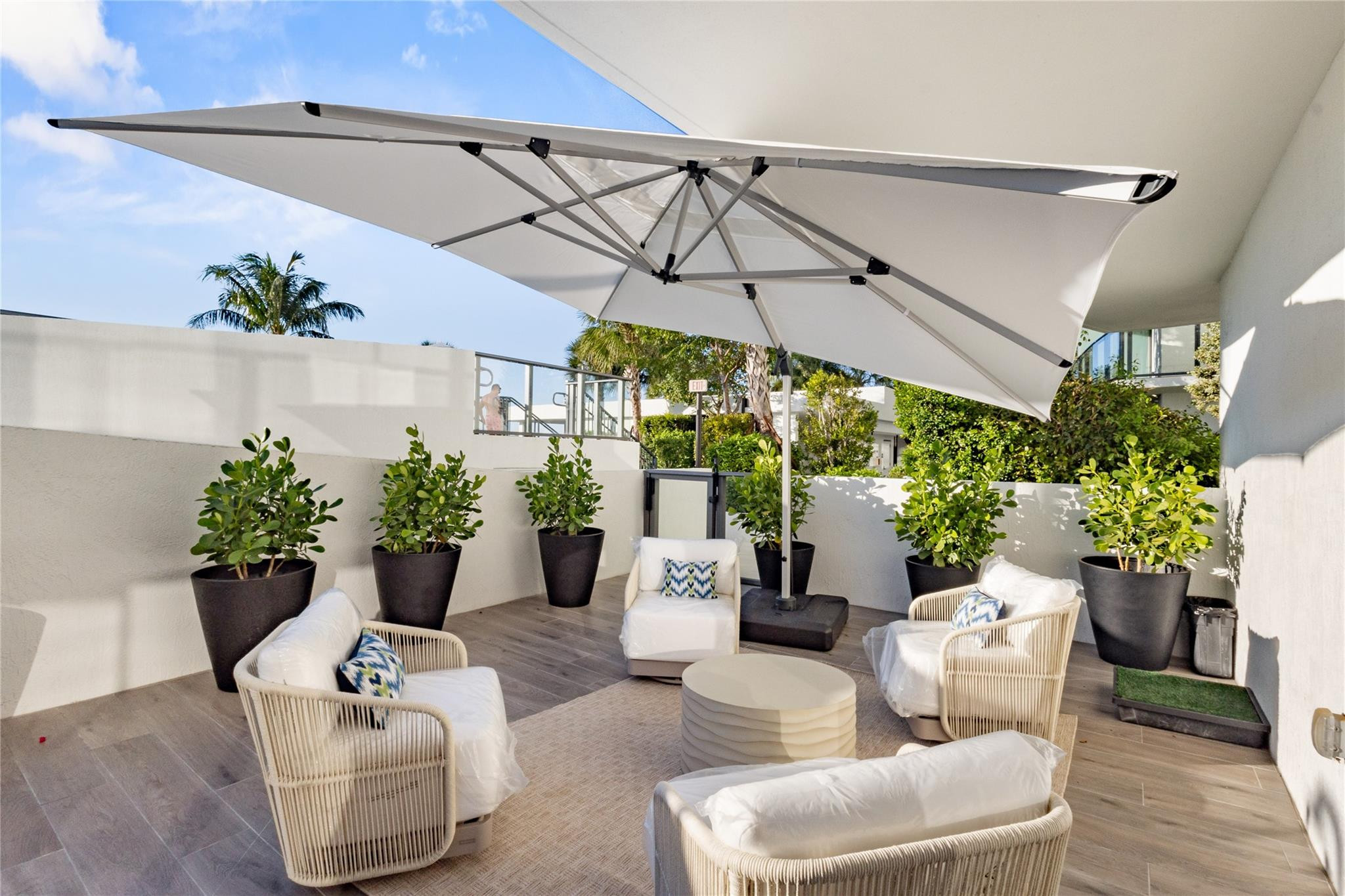 1116 N Ocean Boulevard 301