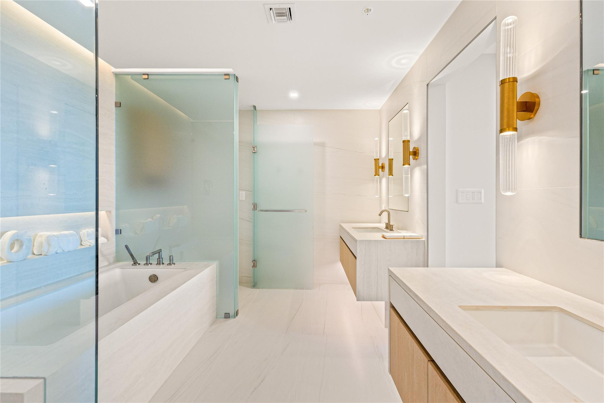 900 N Ocean Boulevard LPH05