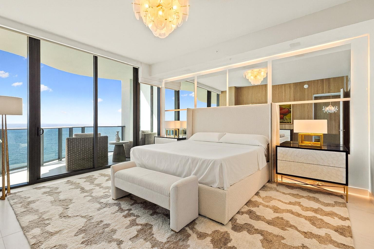 900 N Ocean Boulevard LPH05