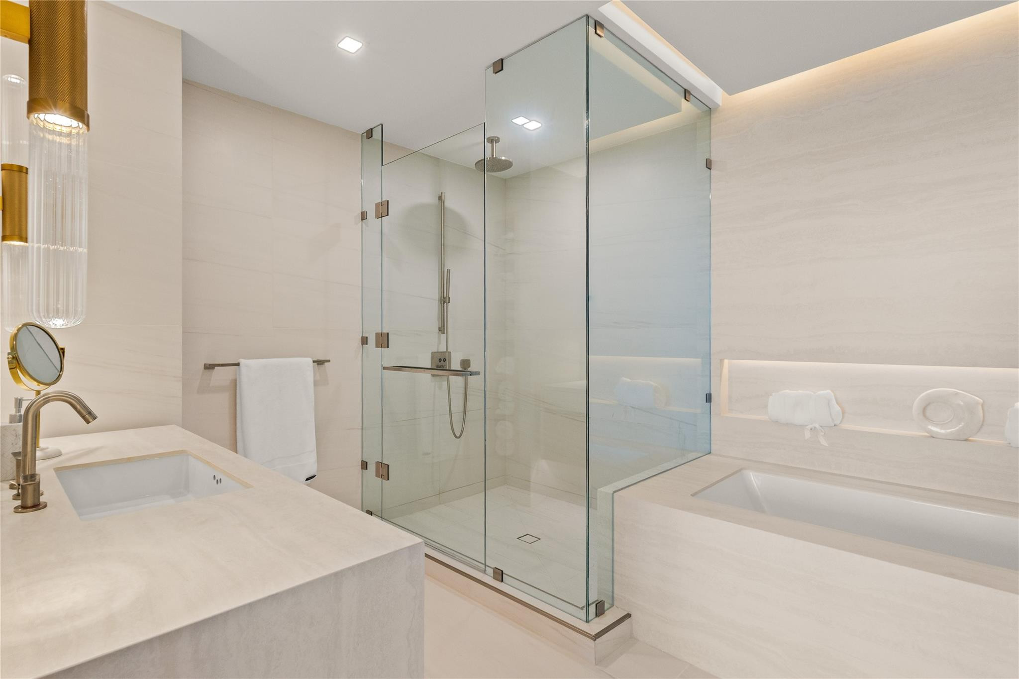 900 N Ocean Boulevard LPH05