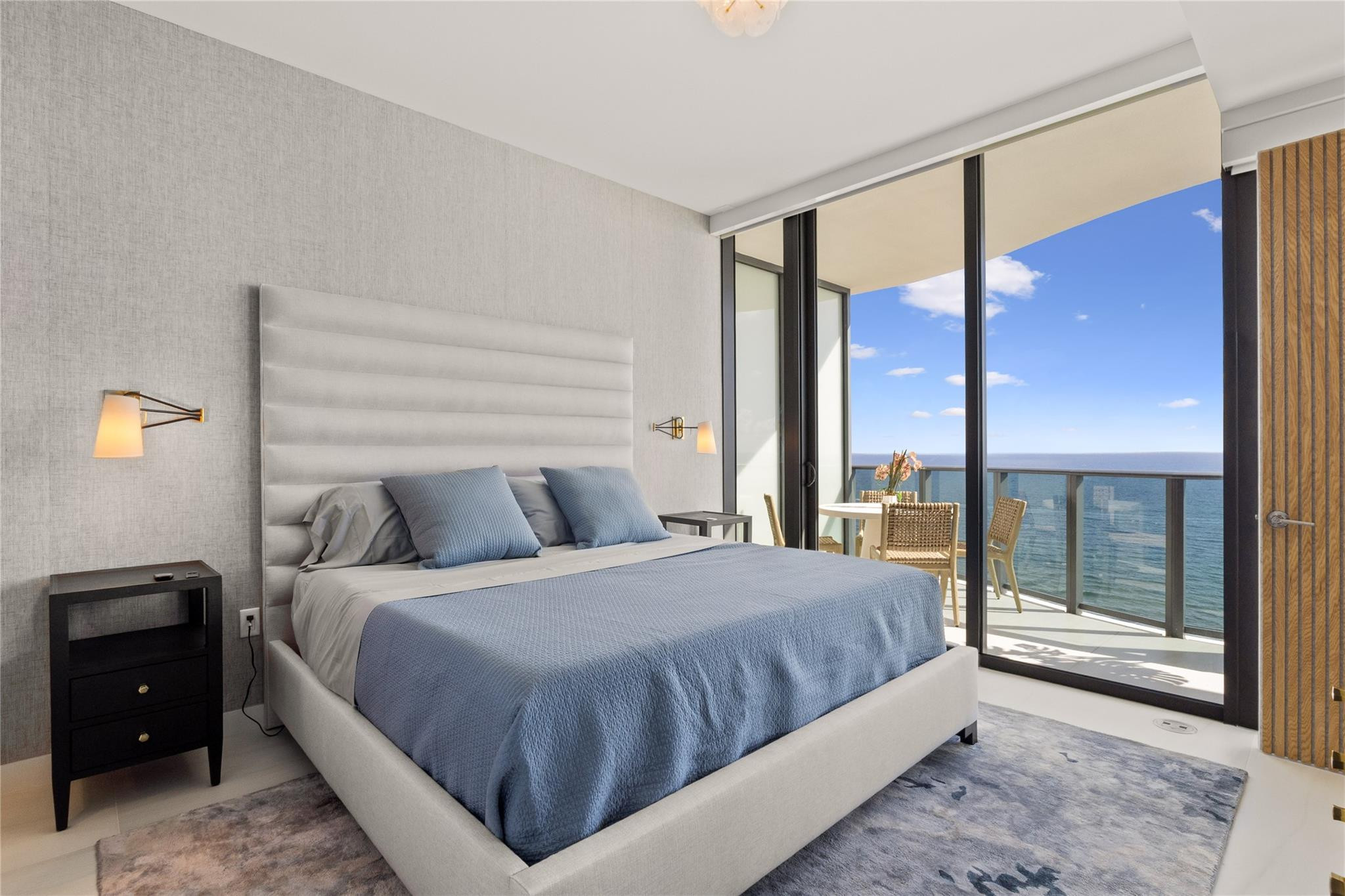 900 N Ocean Boulevard LPH05