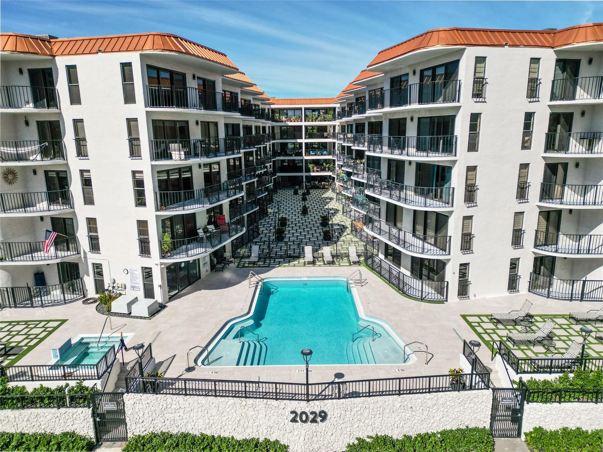 2029 N Ocean Boulevard 303