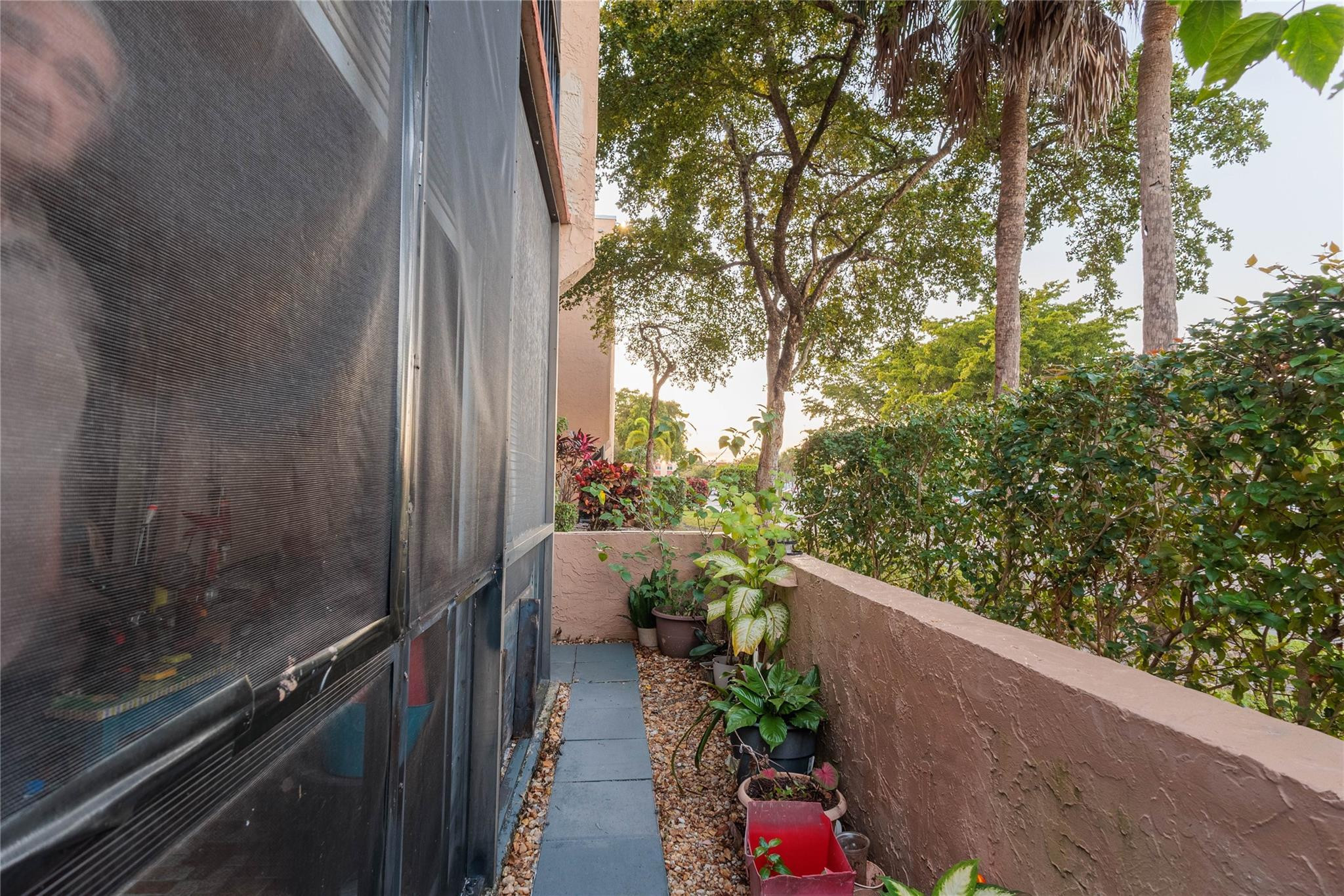 8220 SW 24th Street 4115