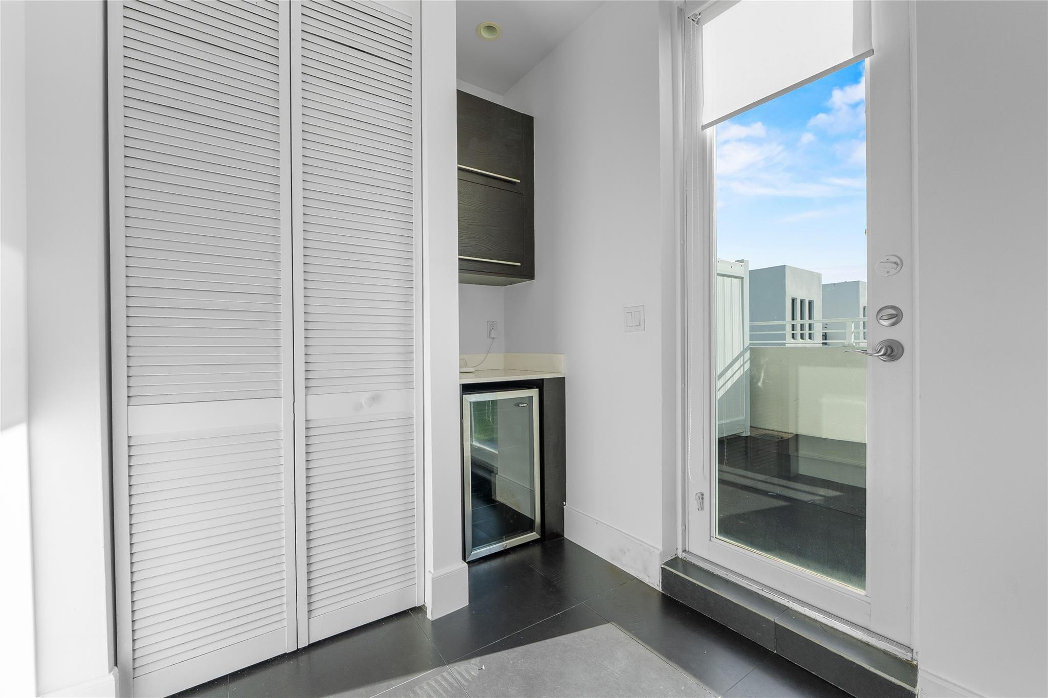 801 SE 12th Court 801