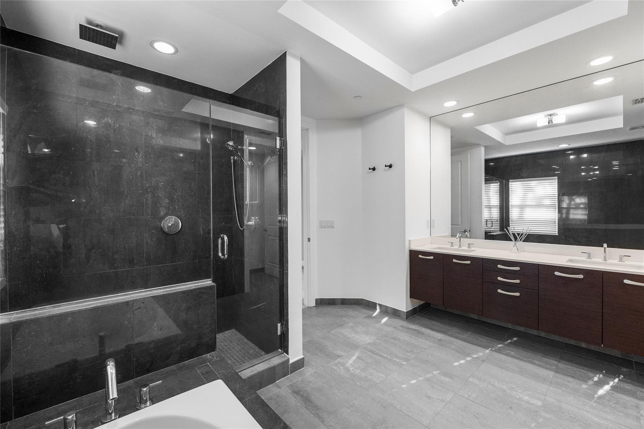 801 SE 12th Court 801