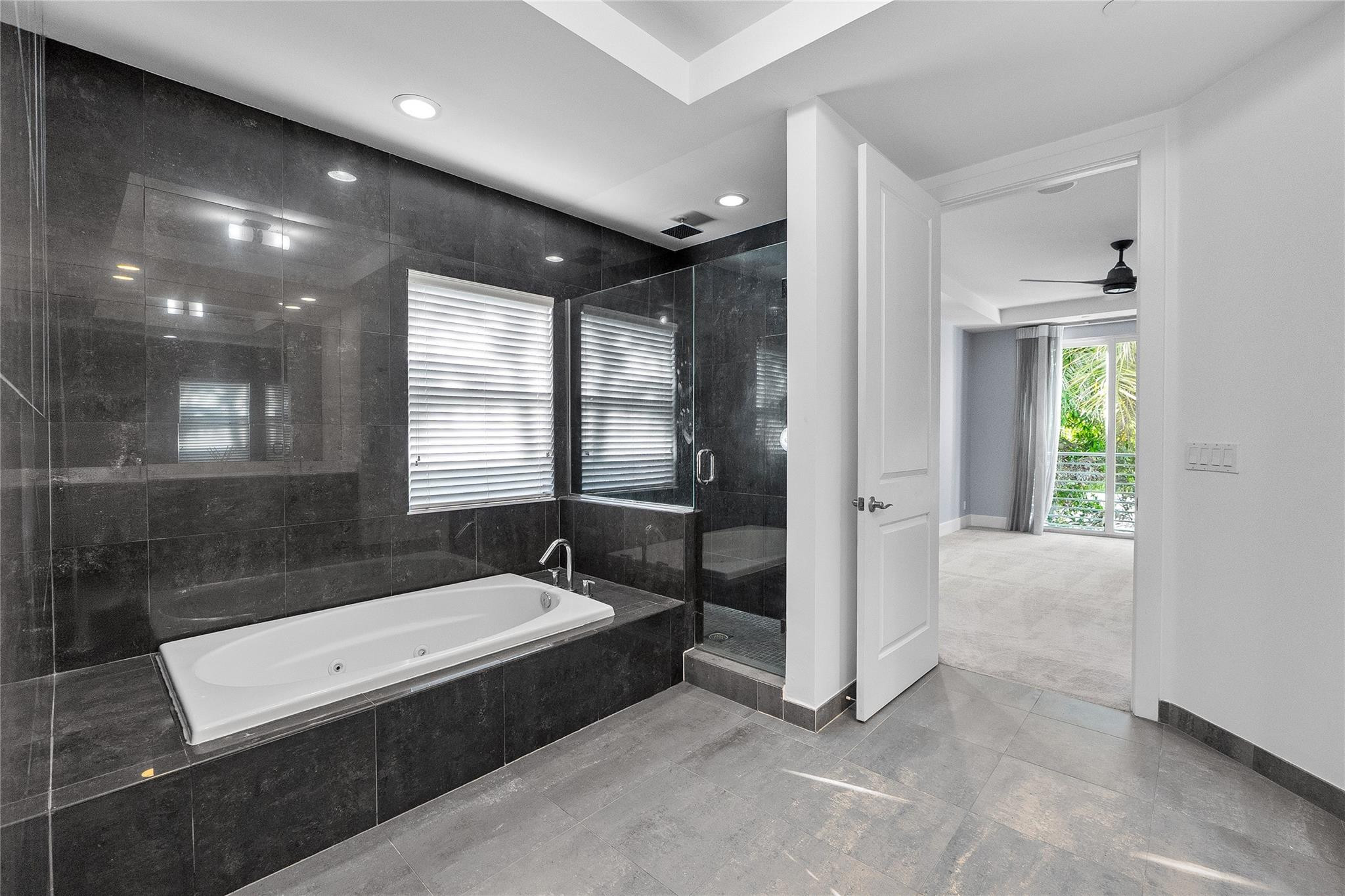 801 SE 12th Court 801