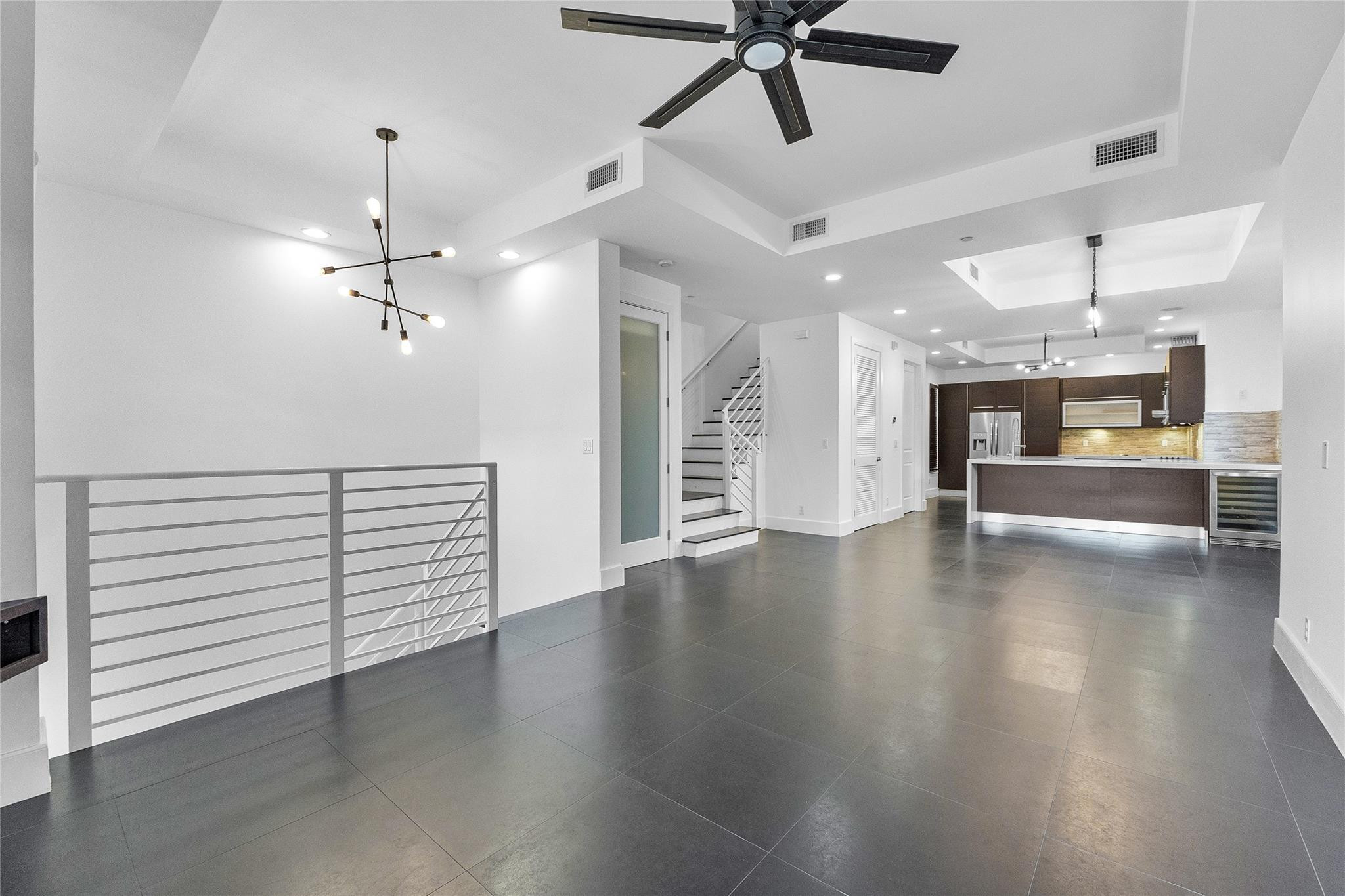 801 SE 12th Court 801
