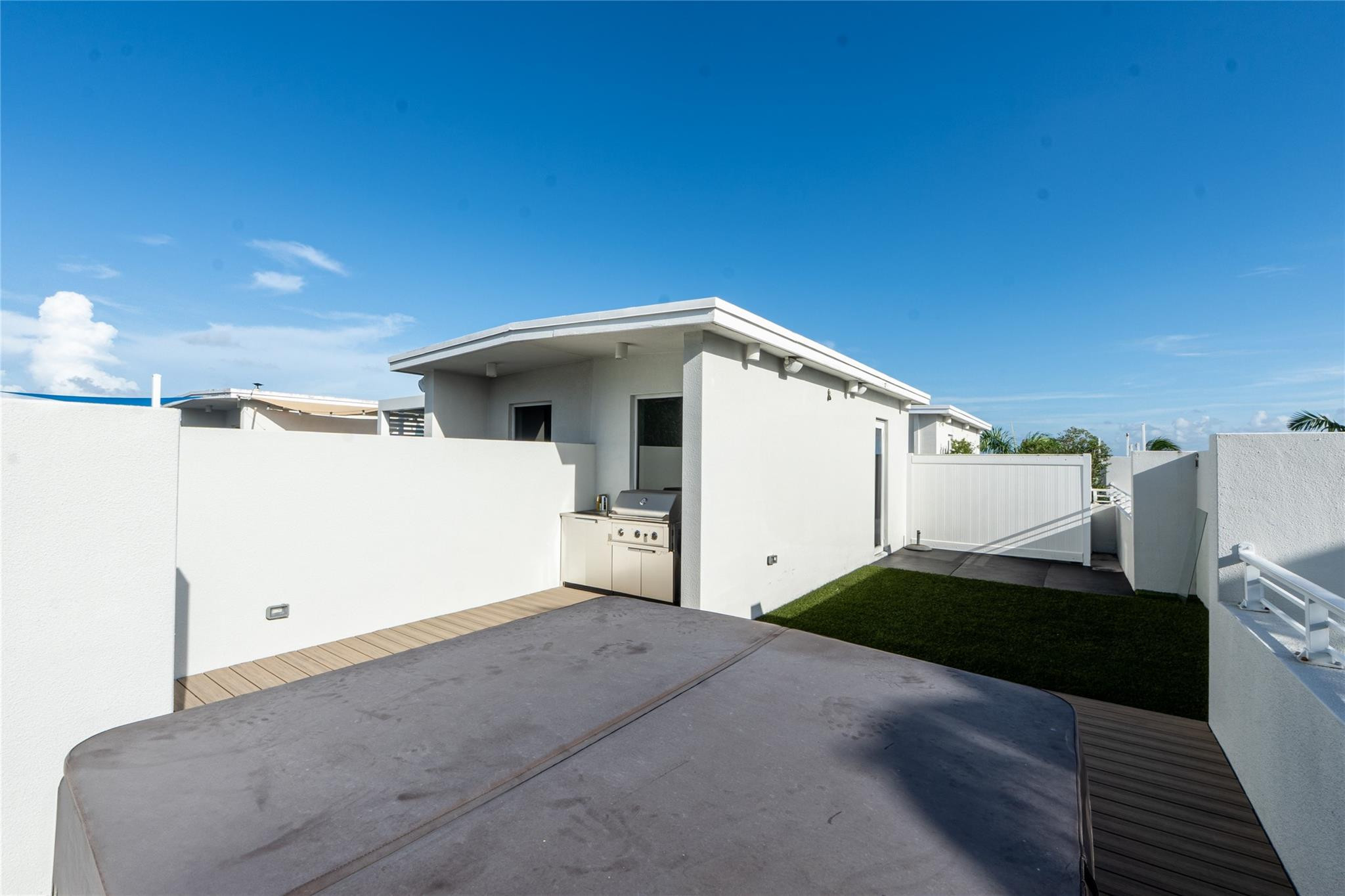801 SE 12th Court 801