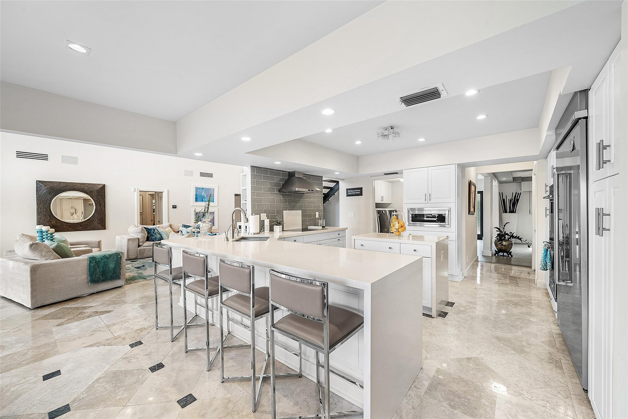 2855 NE 35th Street