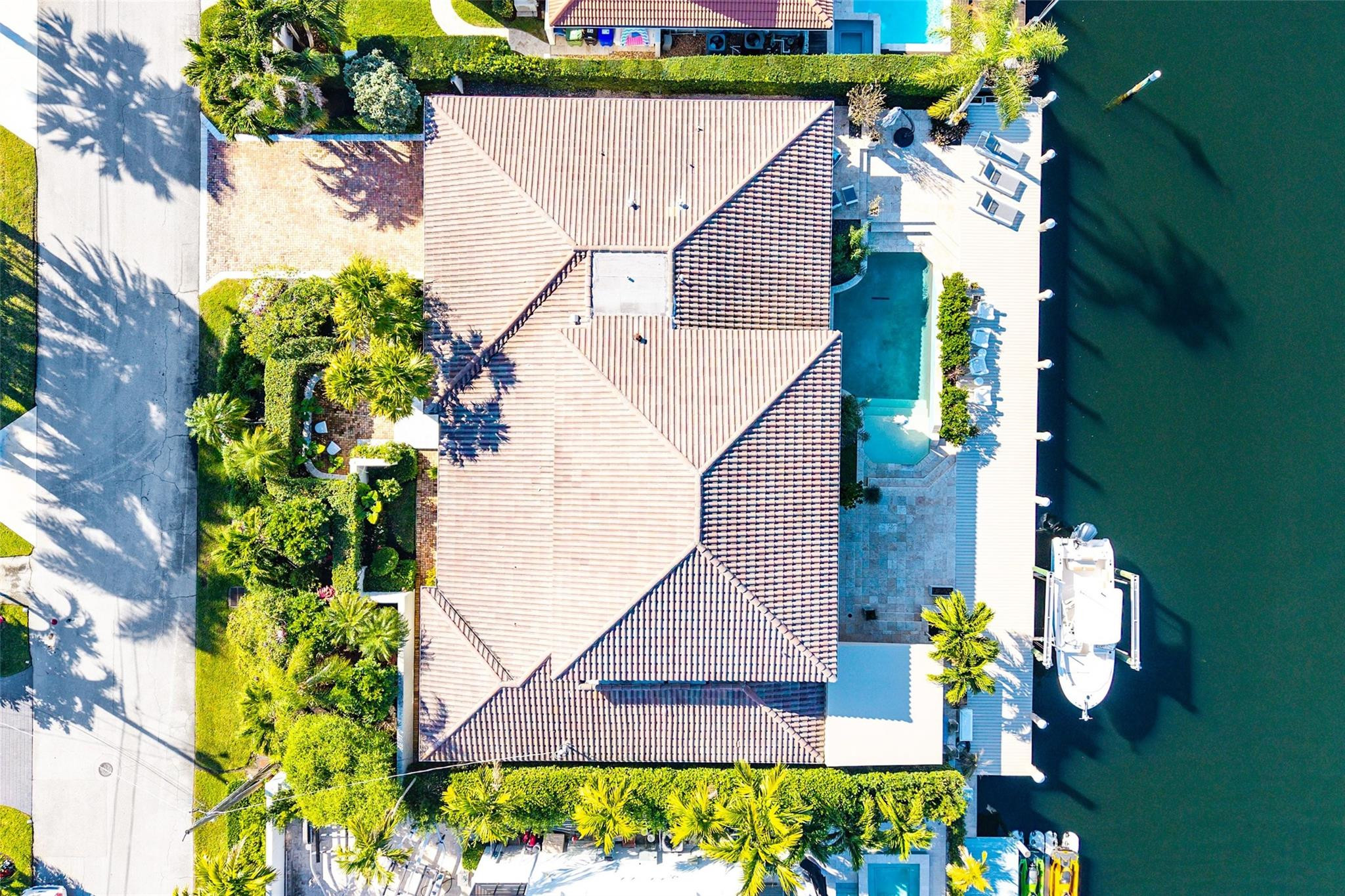 2855 NE 35th Street
