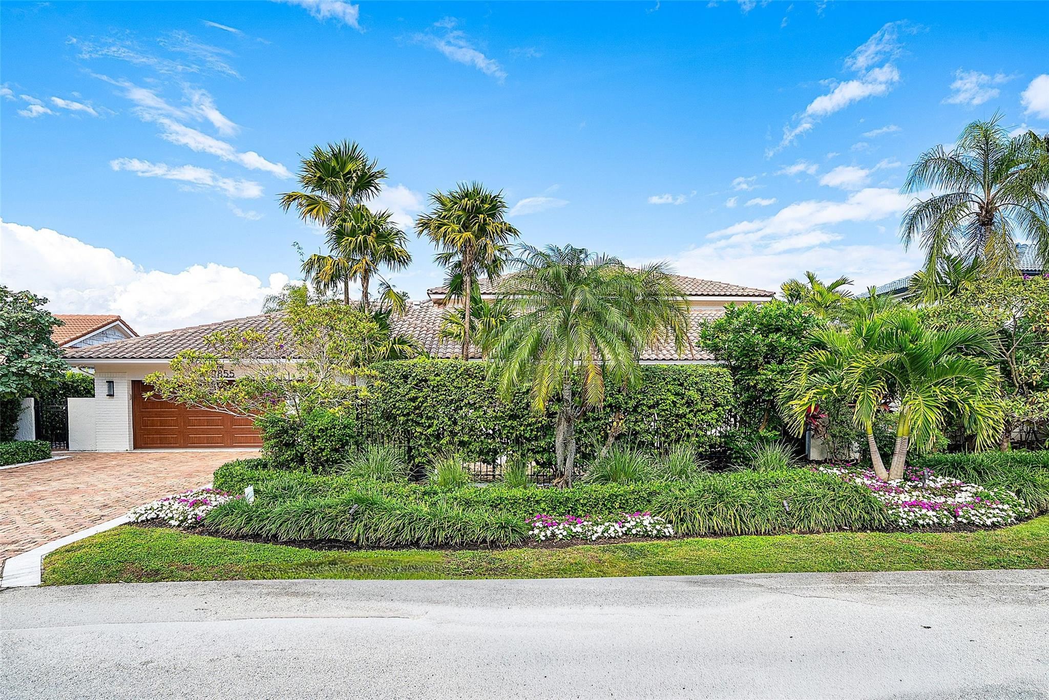 2855 NE 35th Street
