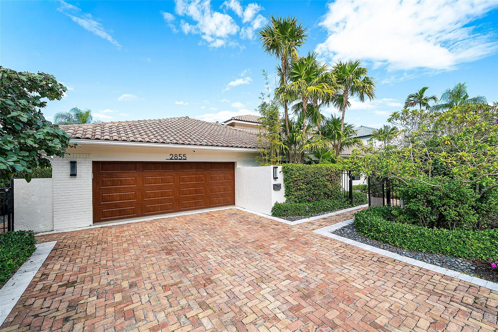 2855 NE 35th Street