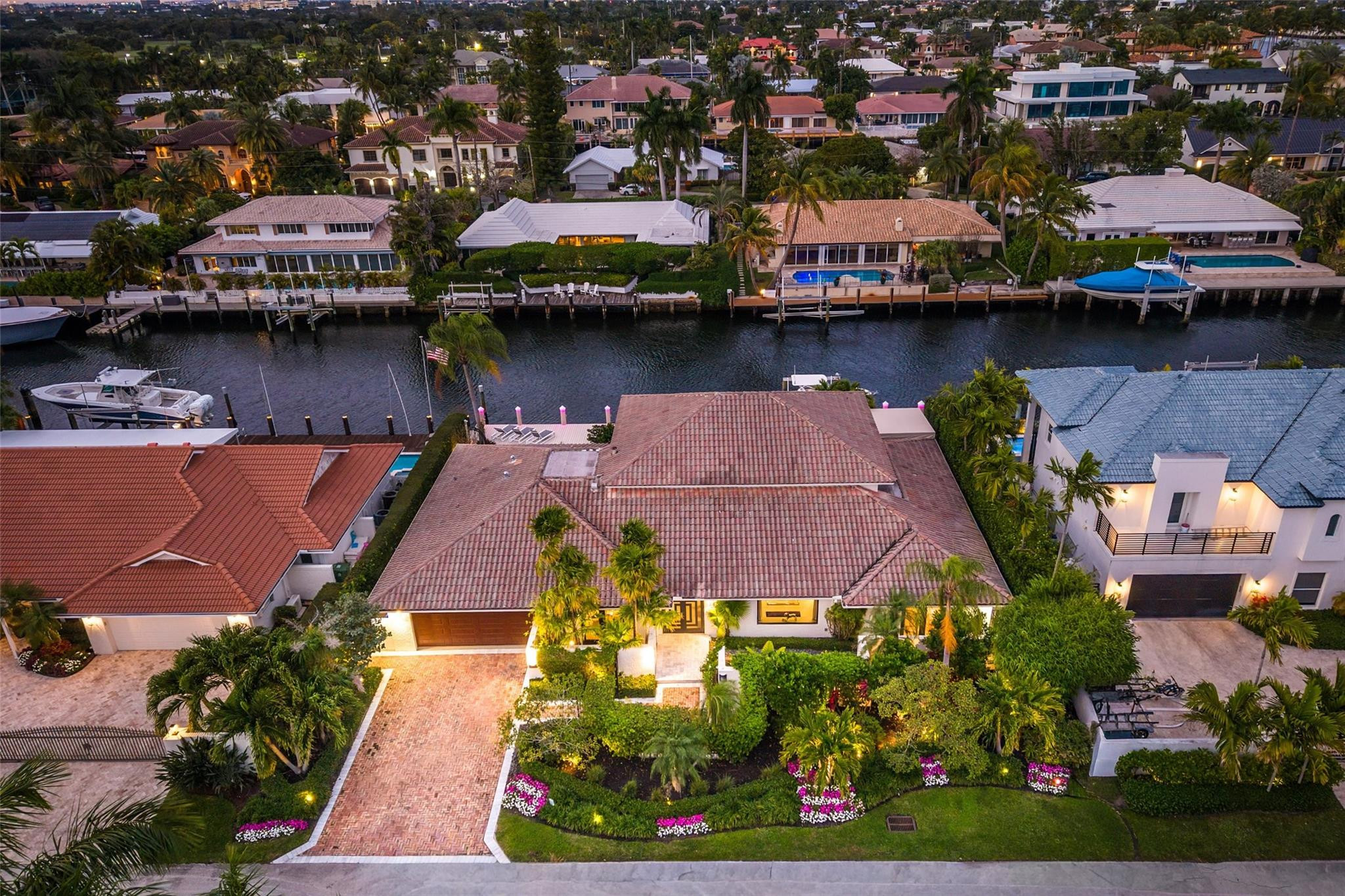 2855 NE 35th Street