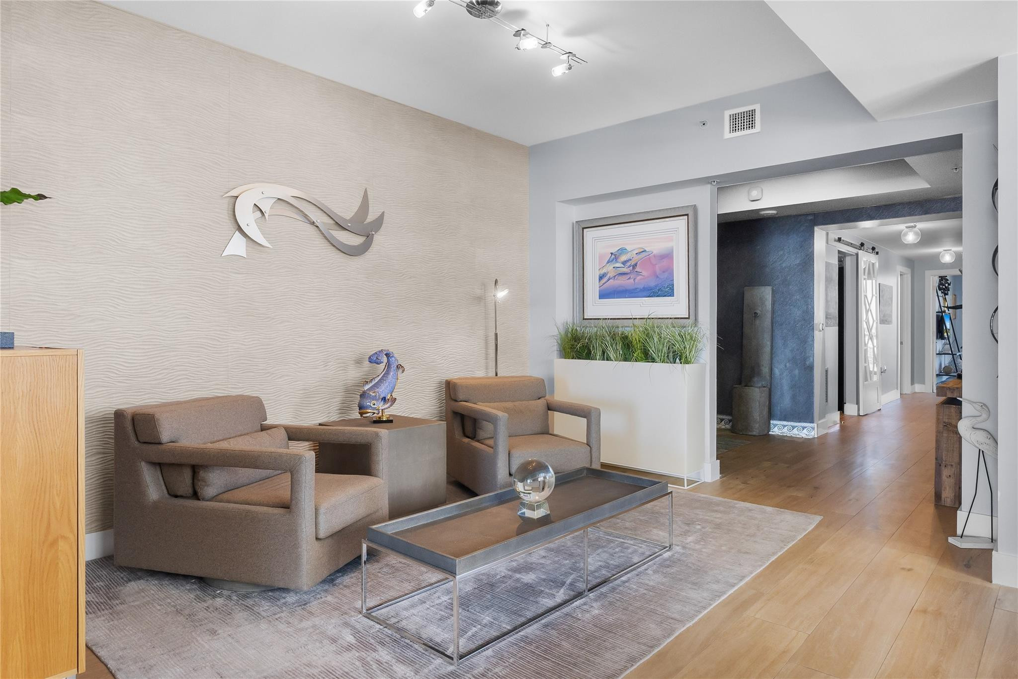 704 N Ocean Boulevard 404