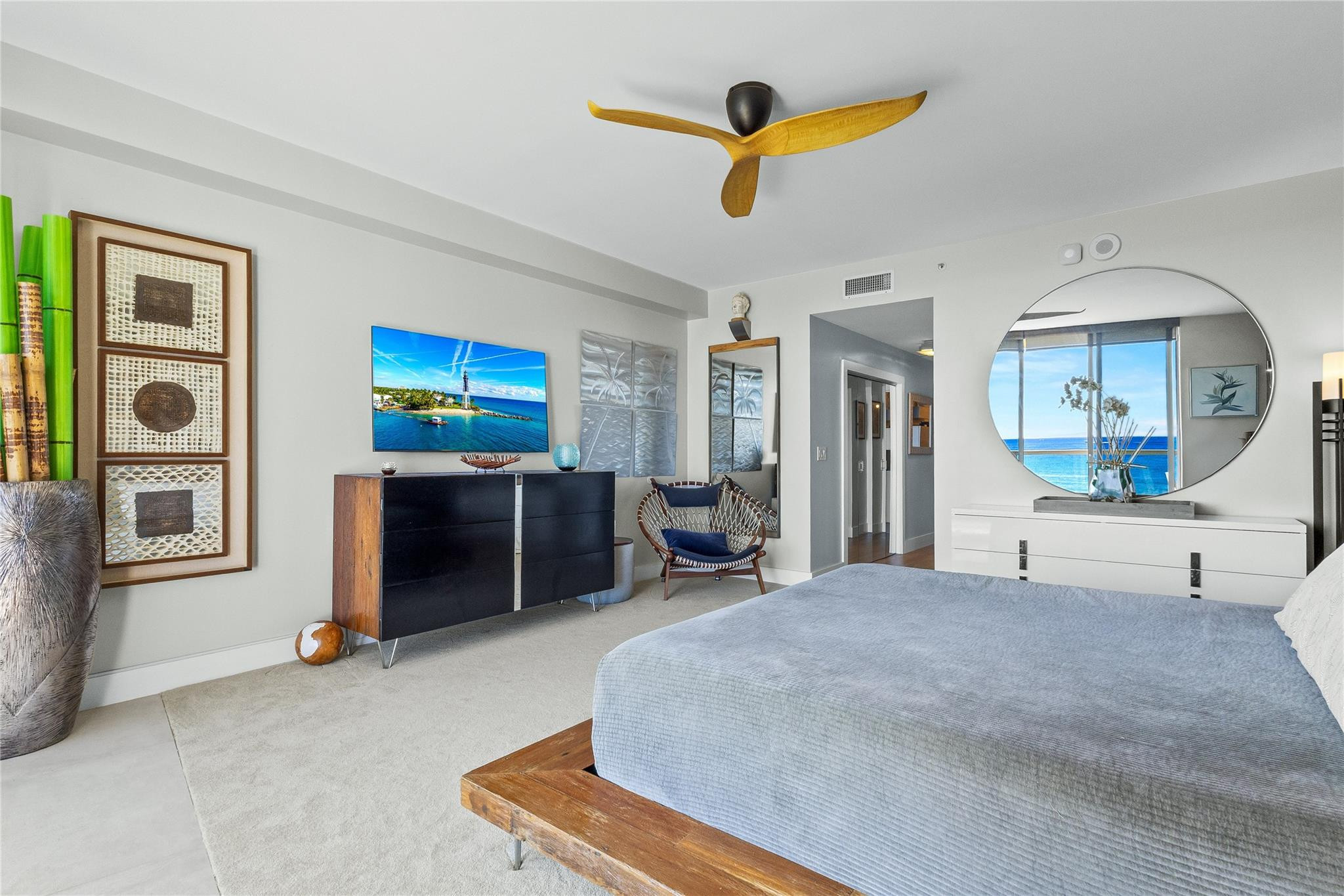 704 N Ocean Boulevard 404