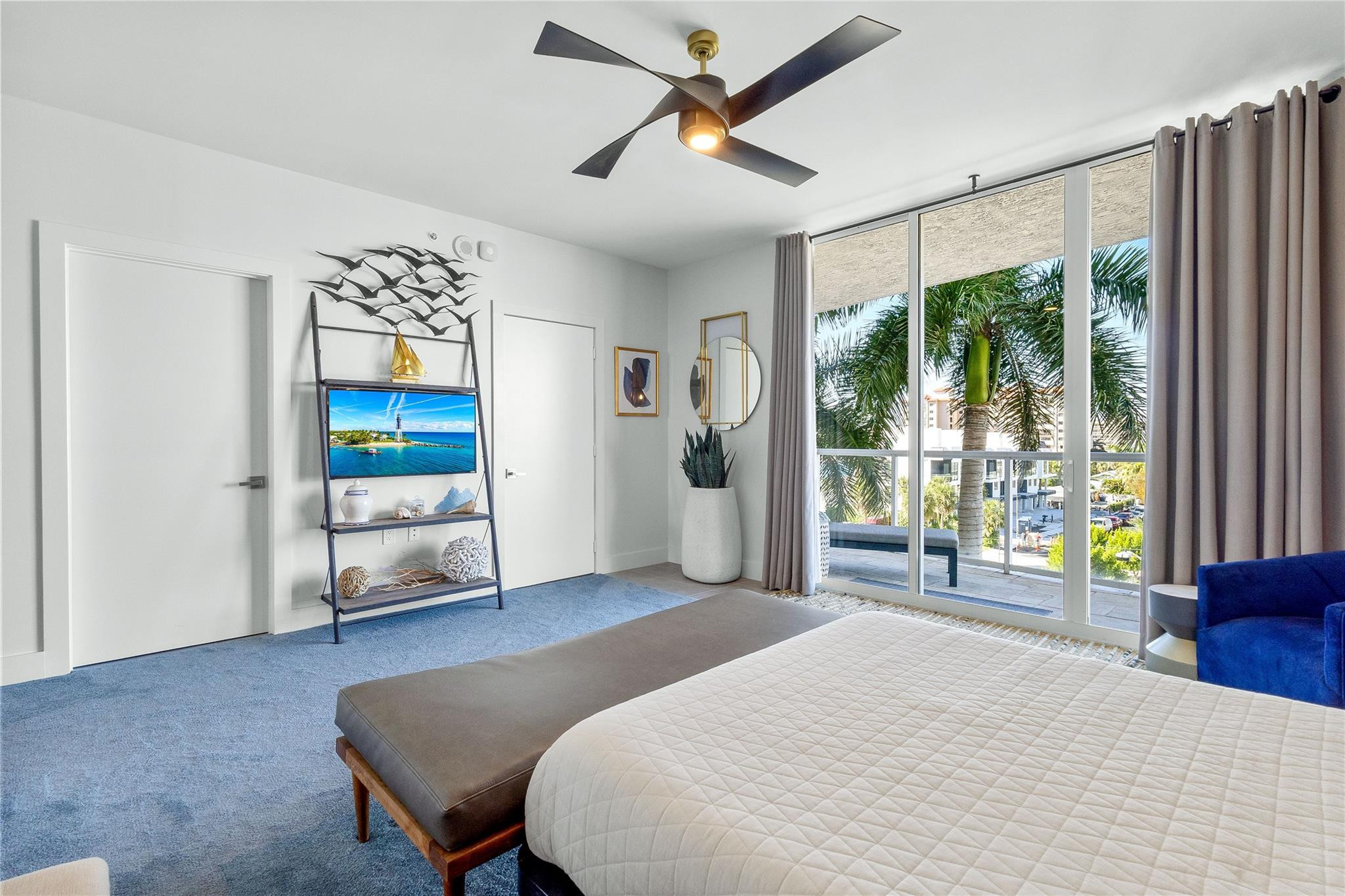 704 N Ocean Boulevard 404