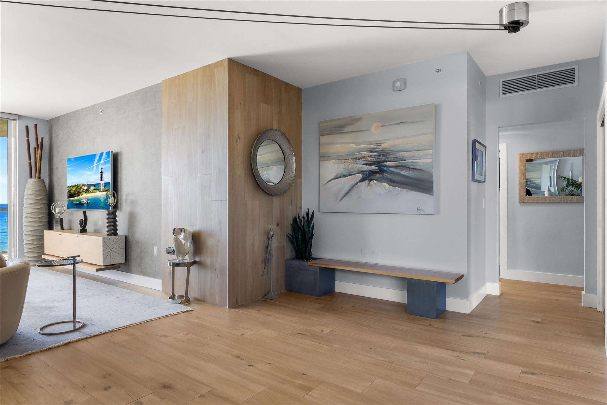 704 N Ocean Boulevard 404