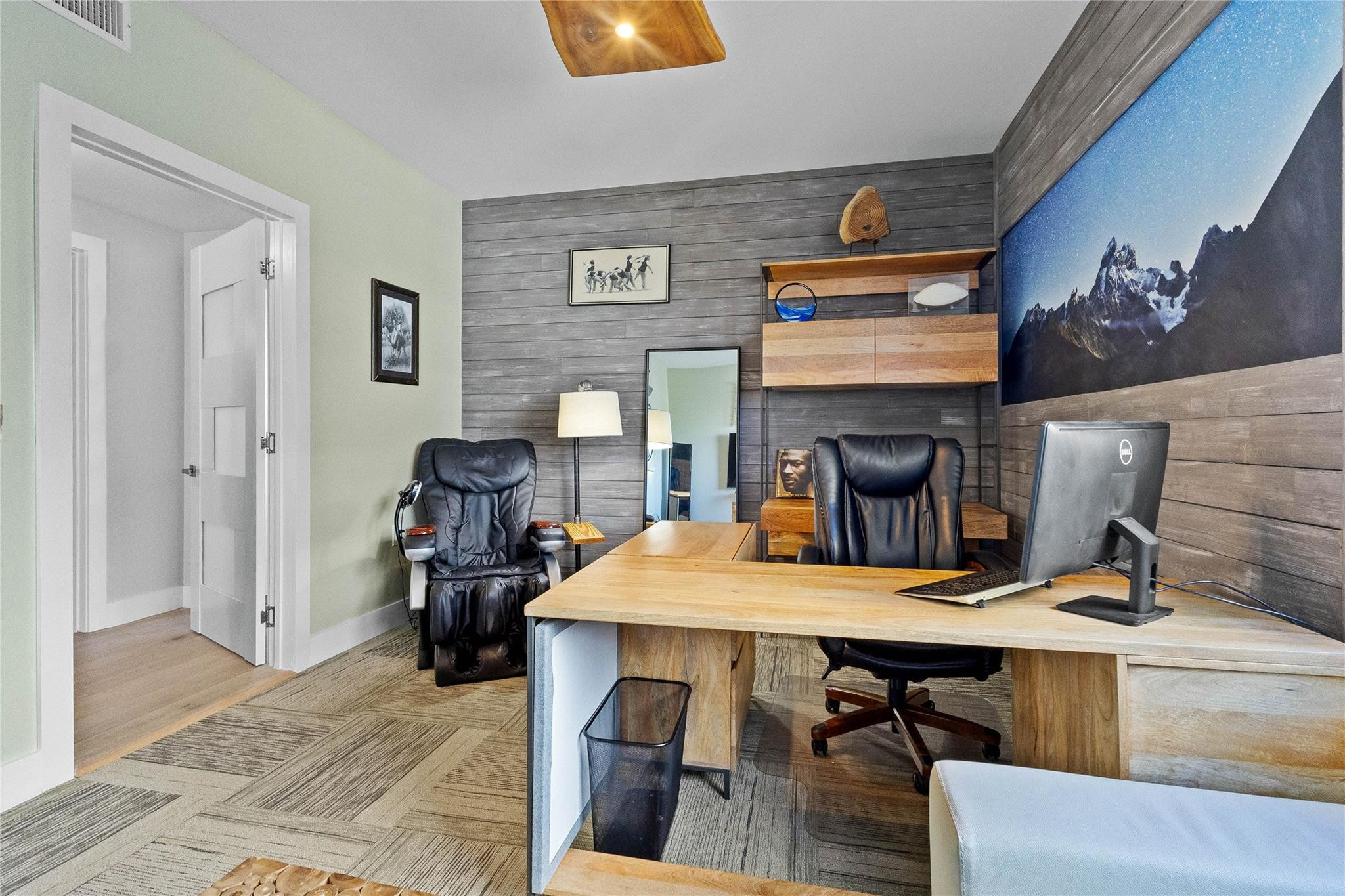 704 N Ocean Boulevard 404