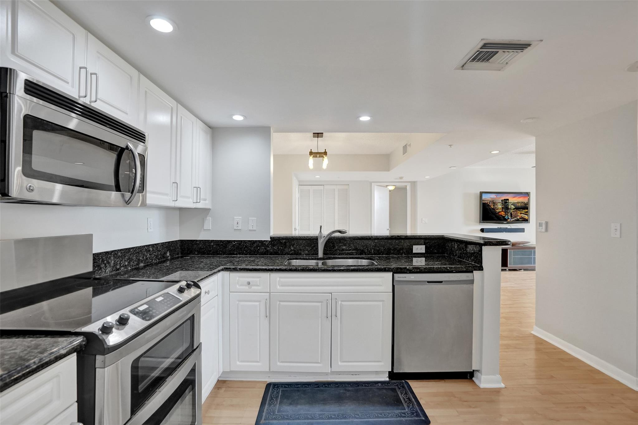 520 SE 5th Avenue 1608