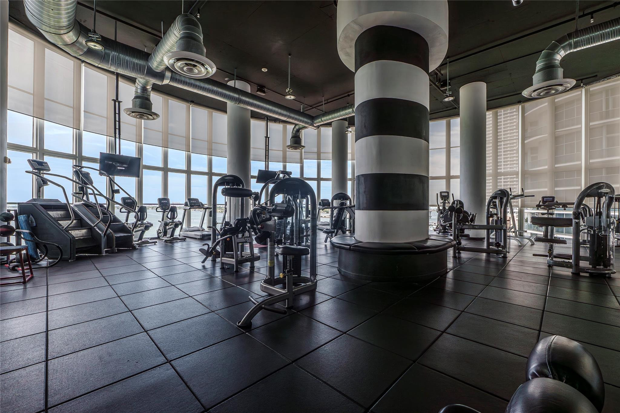 1800 N Bayshore Drive 2402