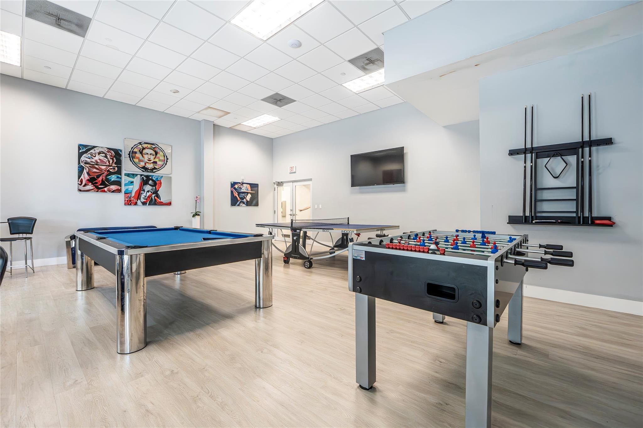 1800 N Bayshore Drive 2402