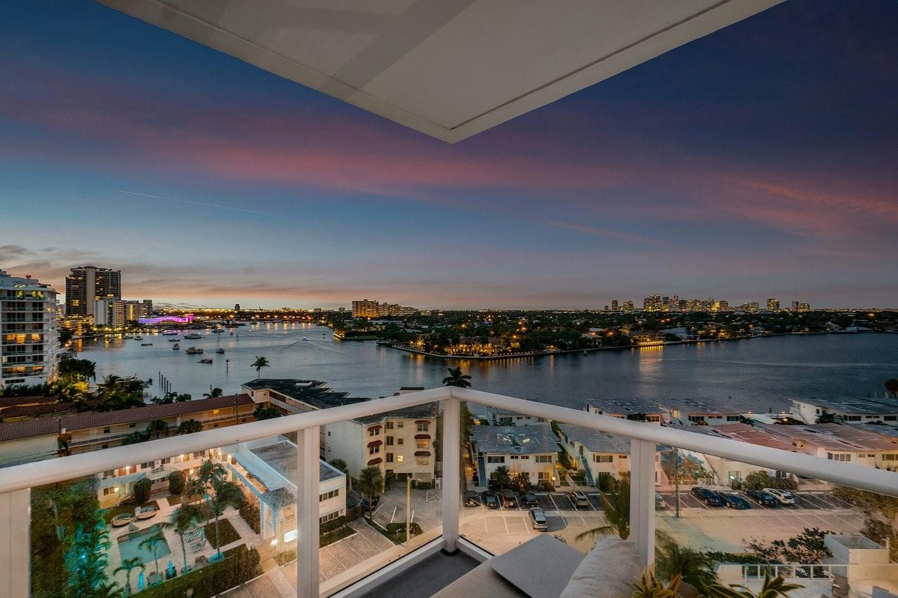 401 N Birch Road 1001