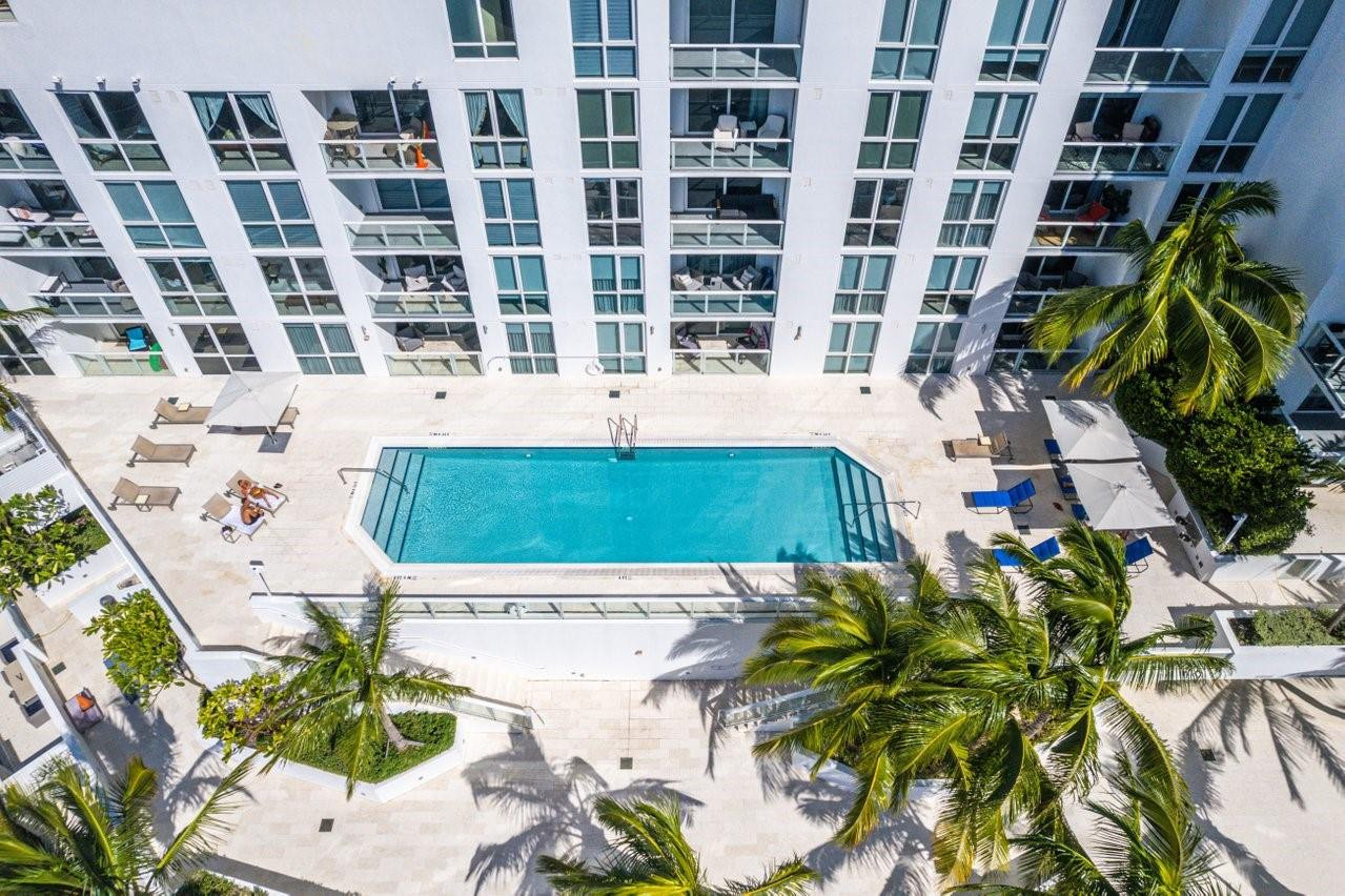 401 N Birch Road 1001