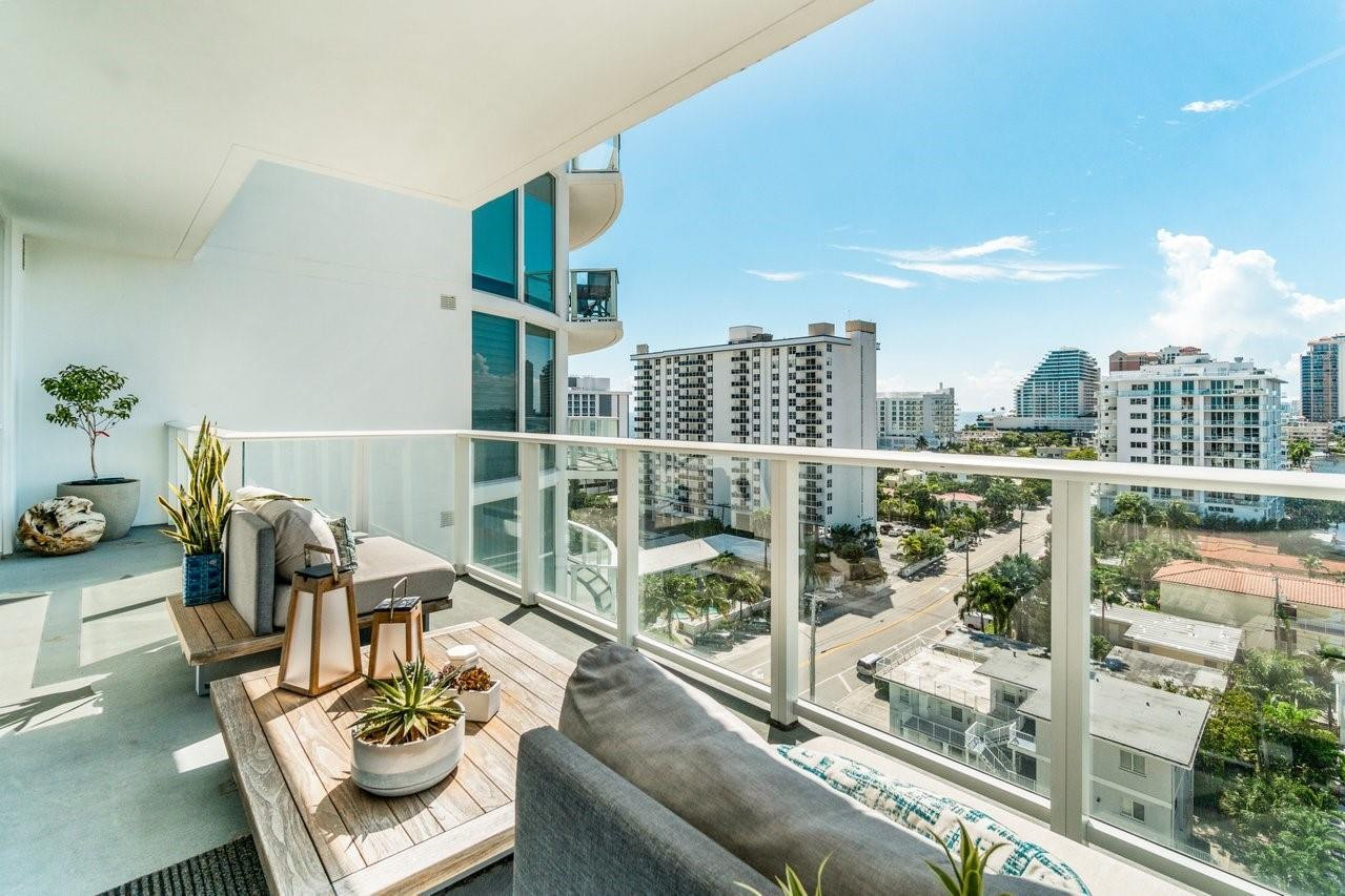 401 N Birch Road 1001