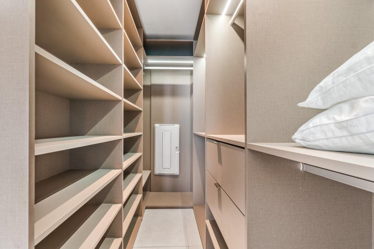 401 N Birch Road 1001