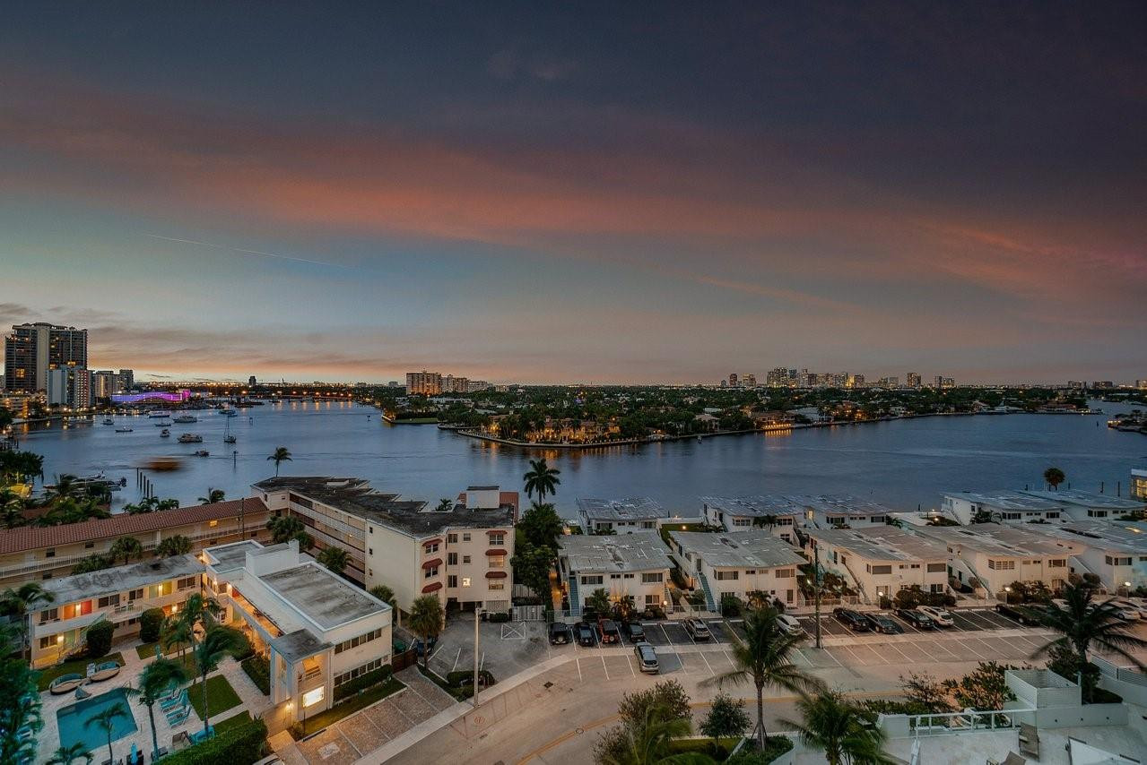 401 N Birch Road 1001