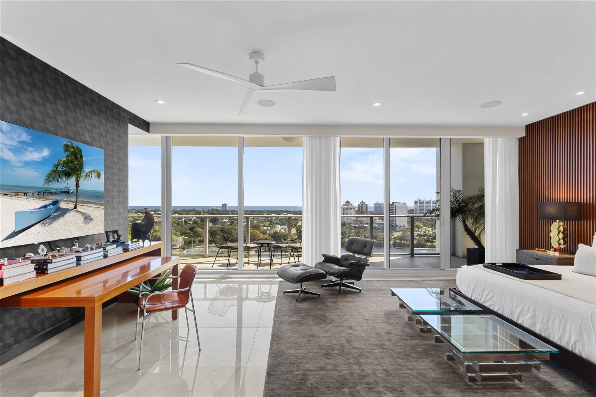 1180 N Federal Highway PH-1606