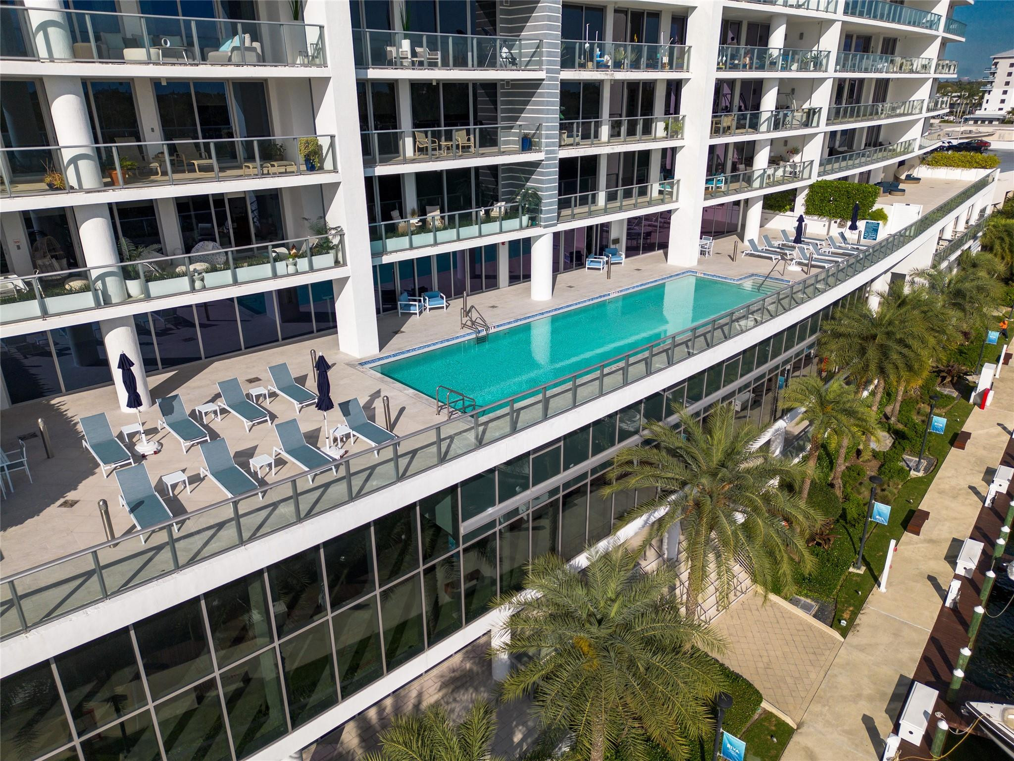 1180 N Federal Highway PH-1606