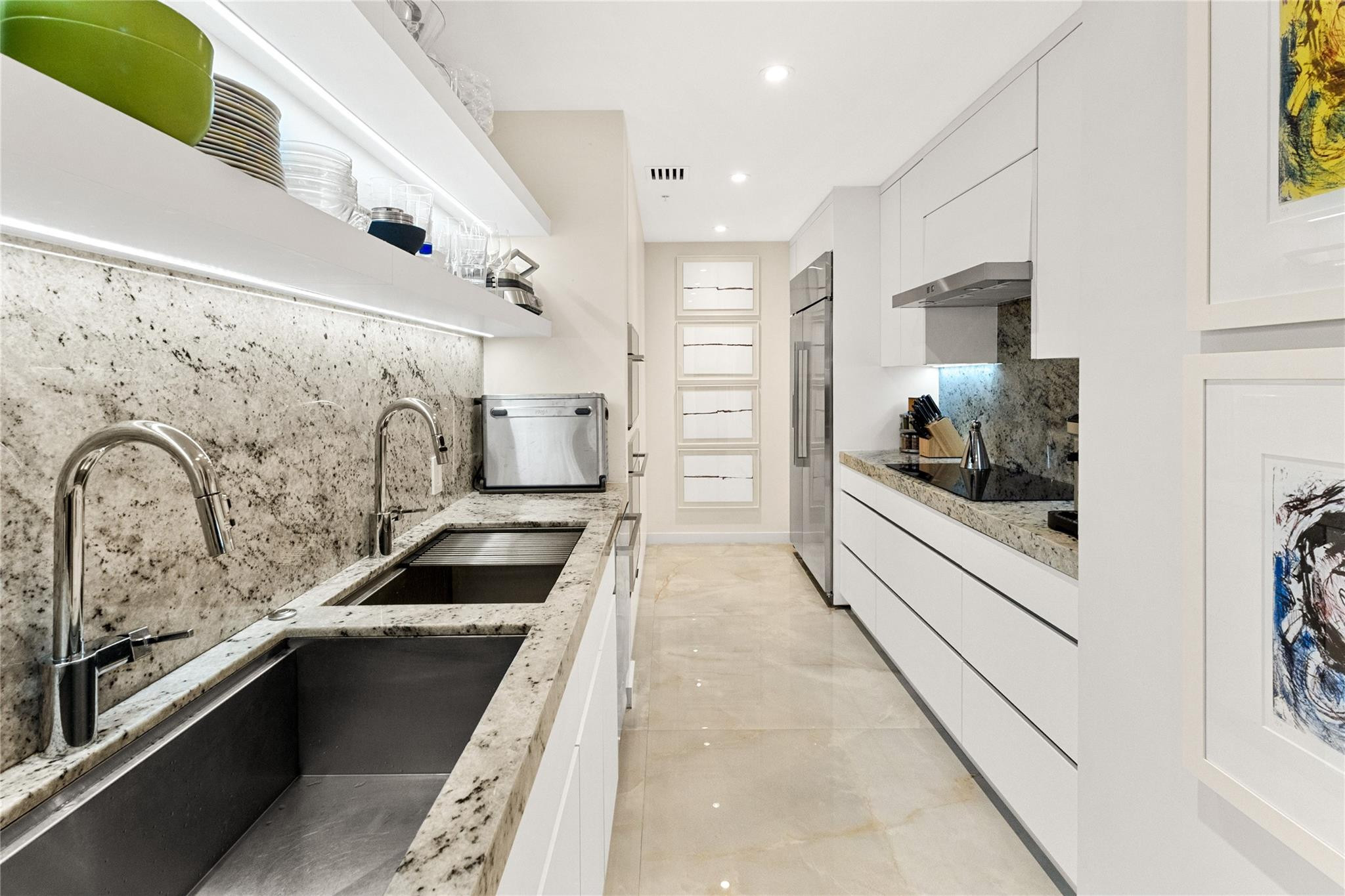 1180 N Federal Highway PH-1606