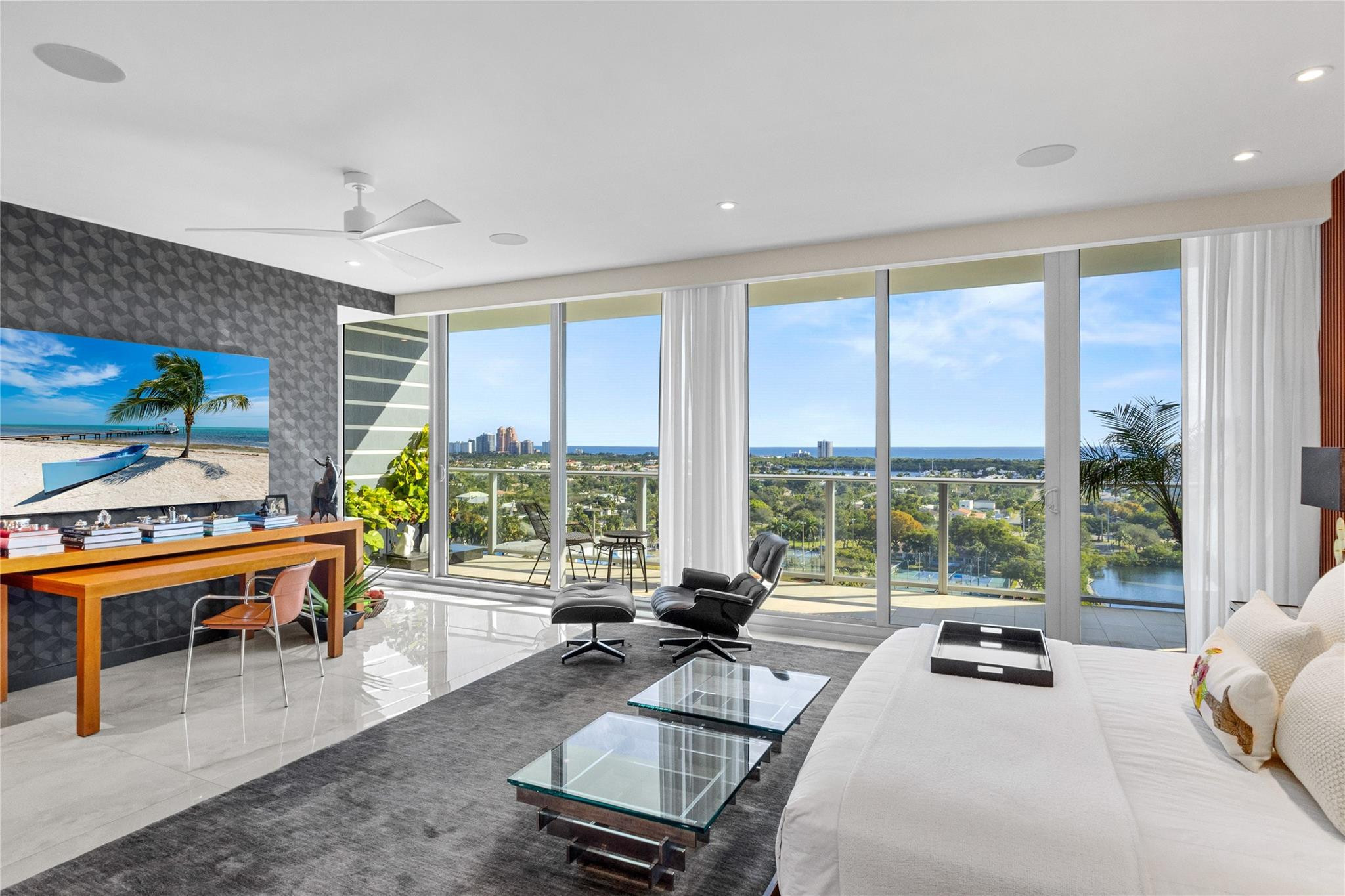 1180 N Federal Highway PH-1606