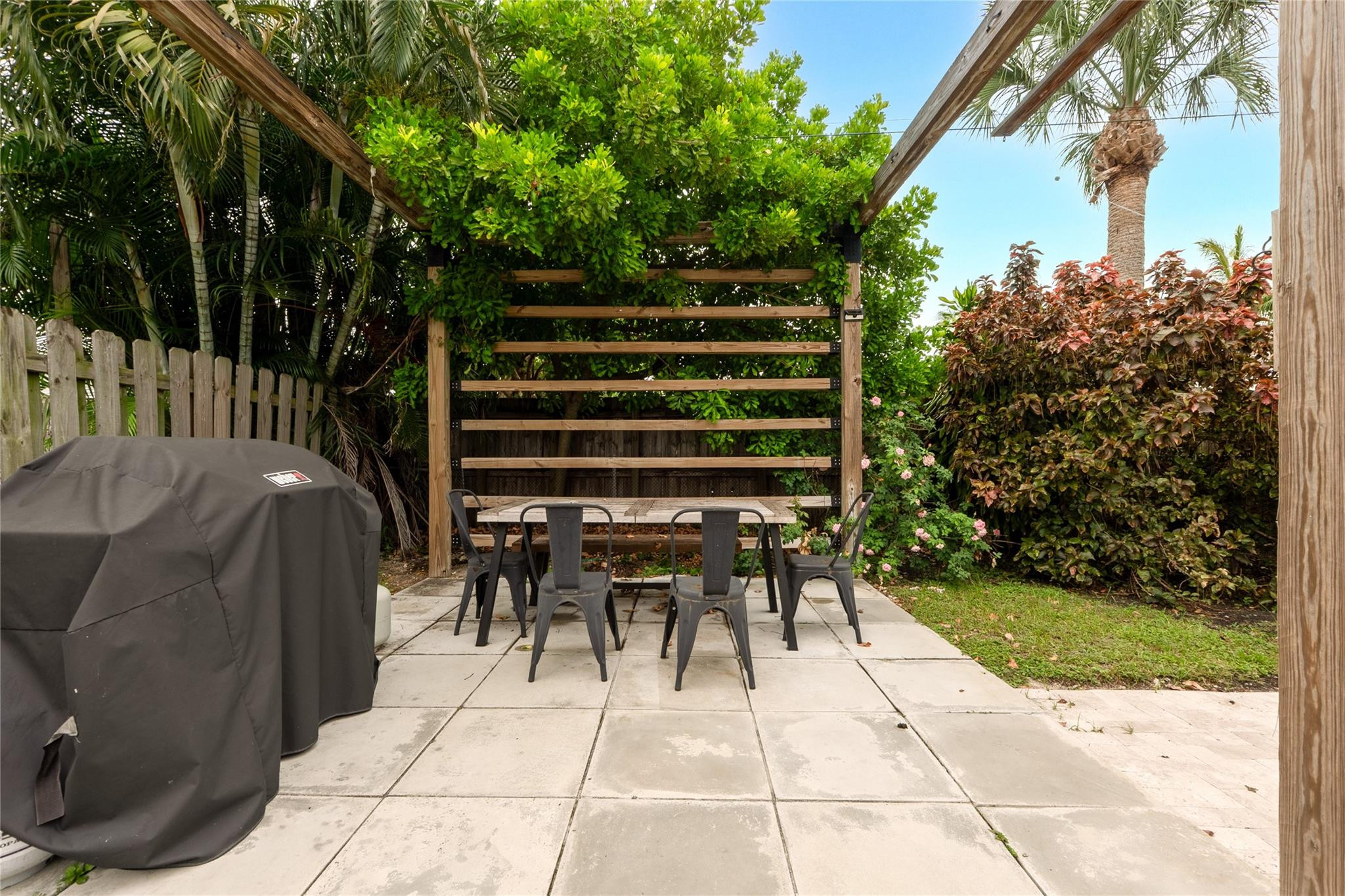 2621 NE 20th Street