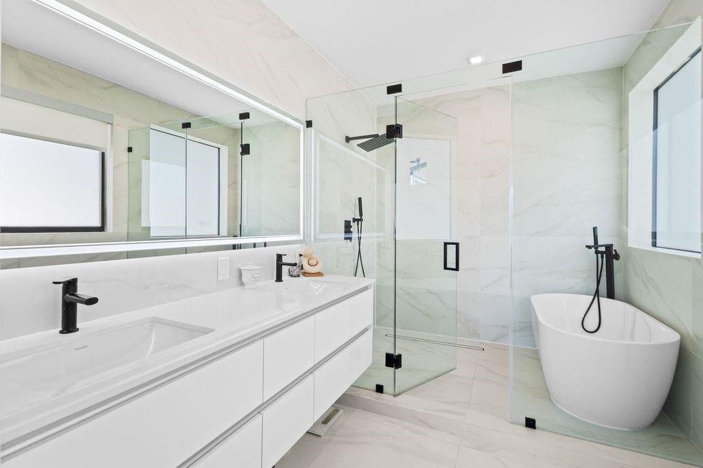 705 SW 8th Terrace