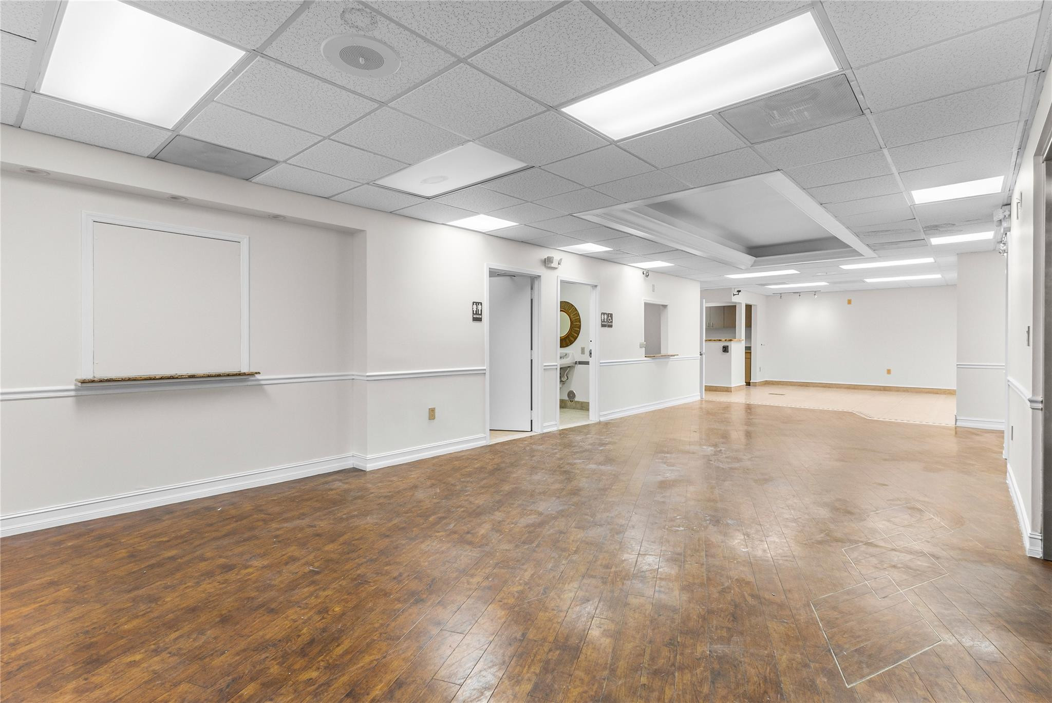 2466 E Commercial Boulevard 102-103