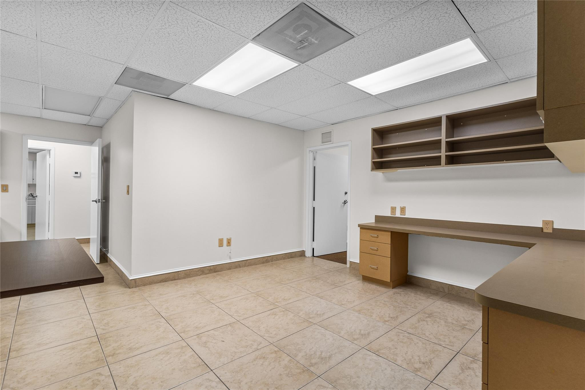 2466 E Commercial Boulevard 102-103