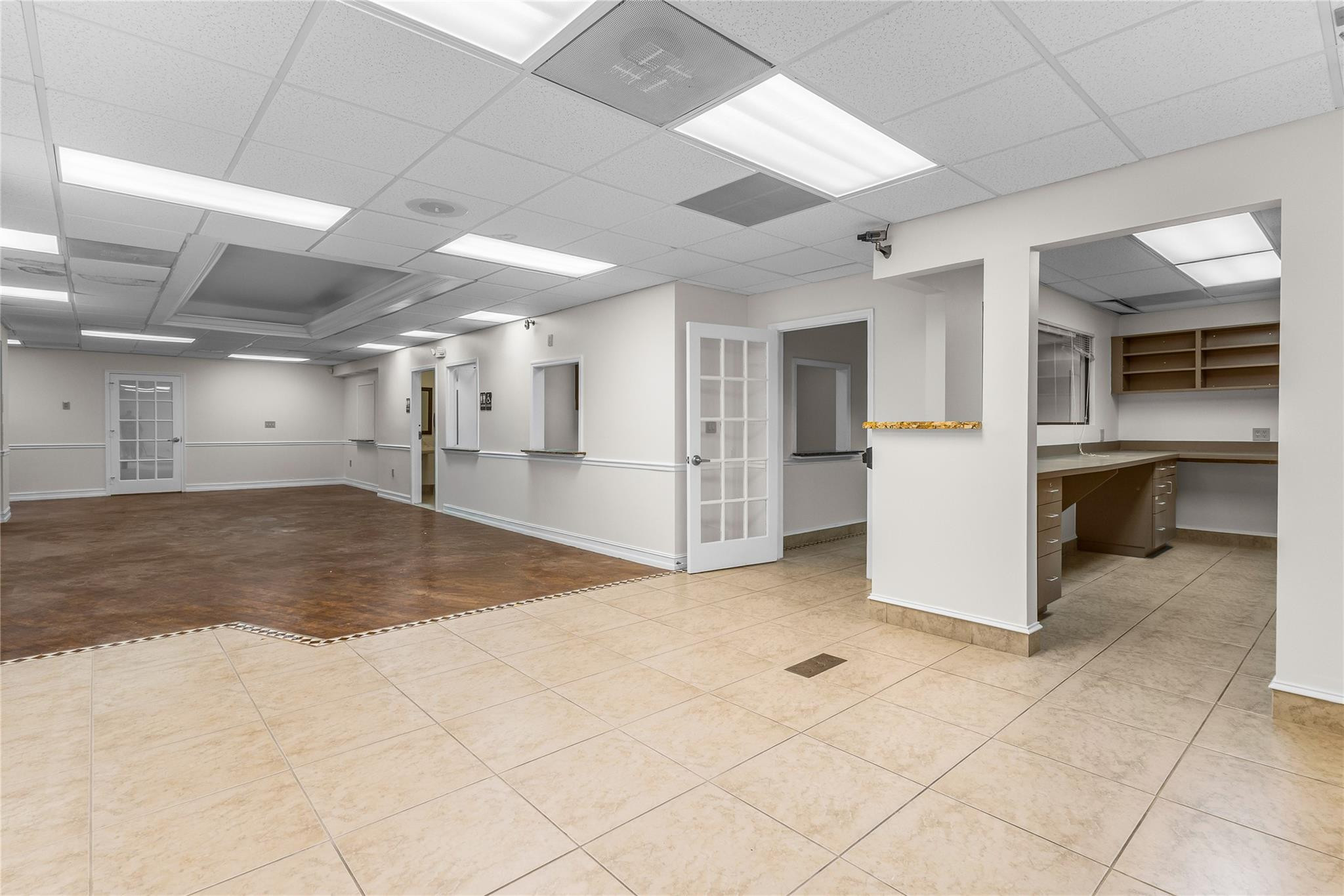 2466 E Commercial Boulevard 102-103