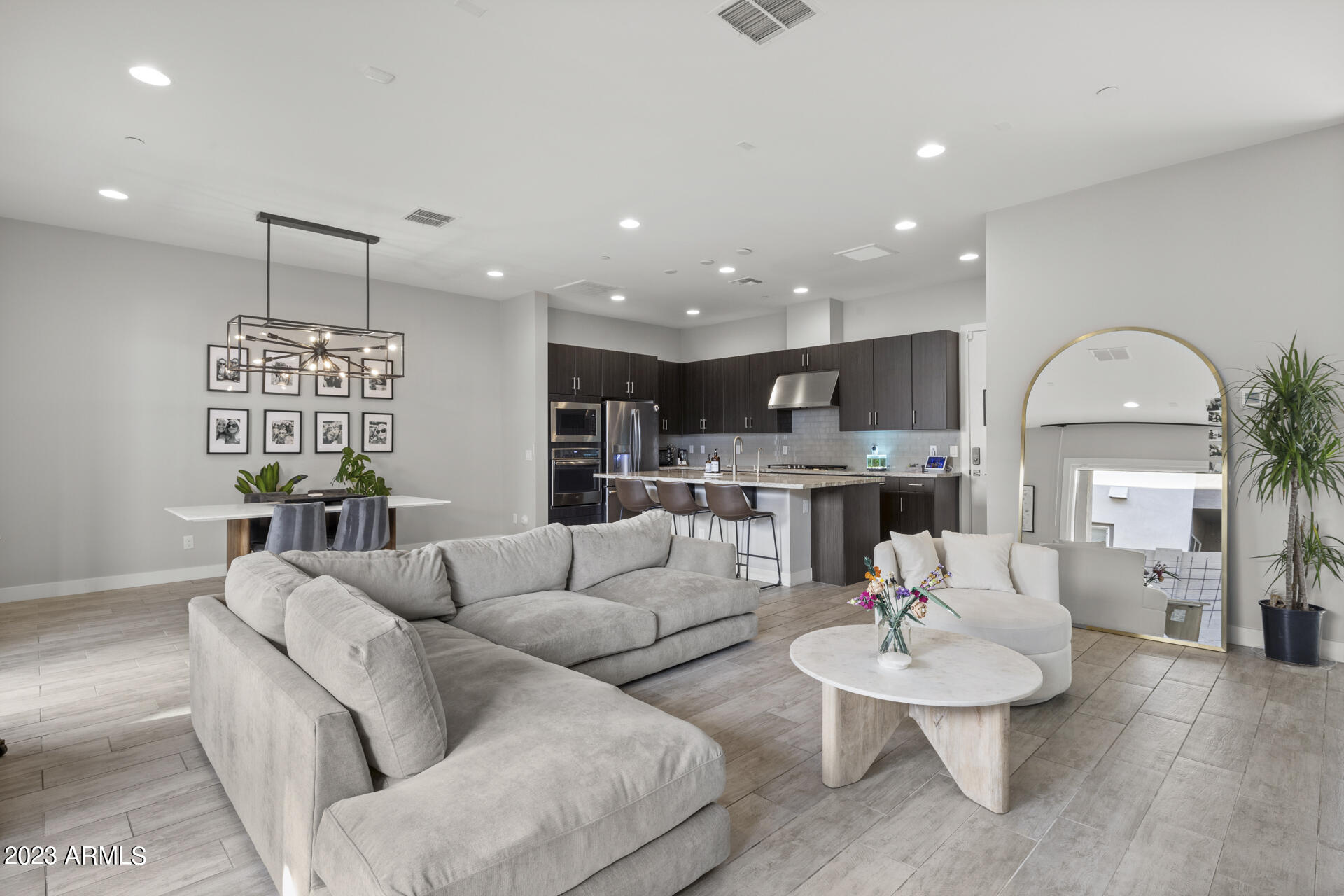 6832 E LYRA Drive