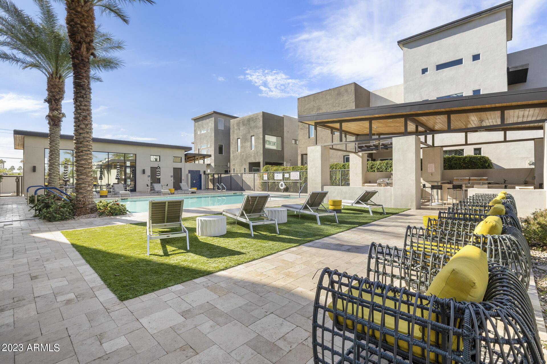 6832 E LYRA Drive