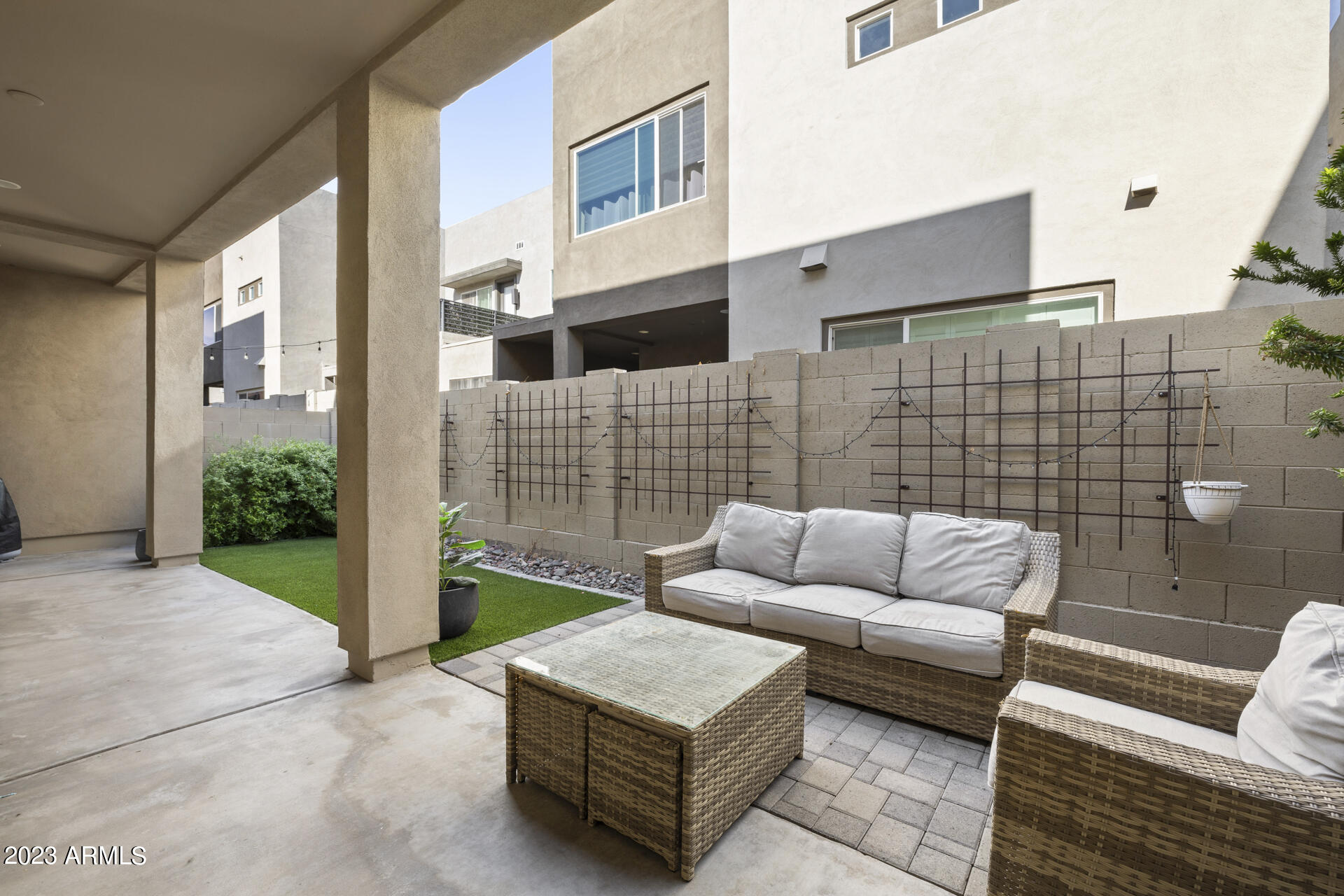 6832 E LYRA Drive