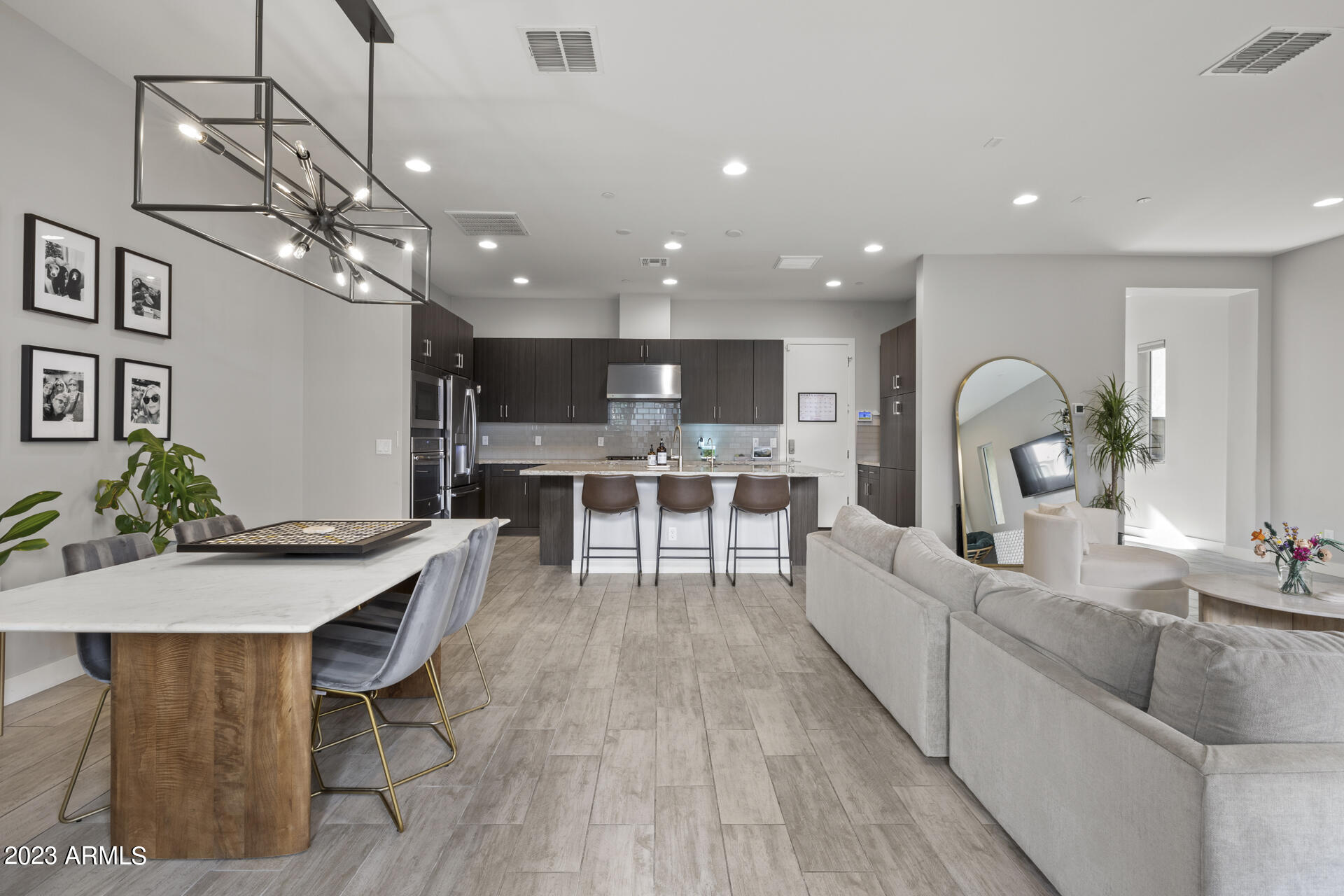 6832 E LYRA Drive