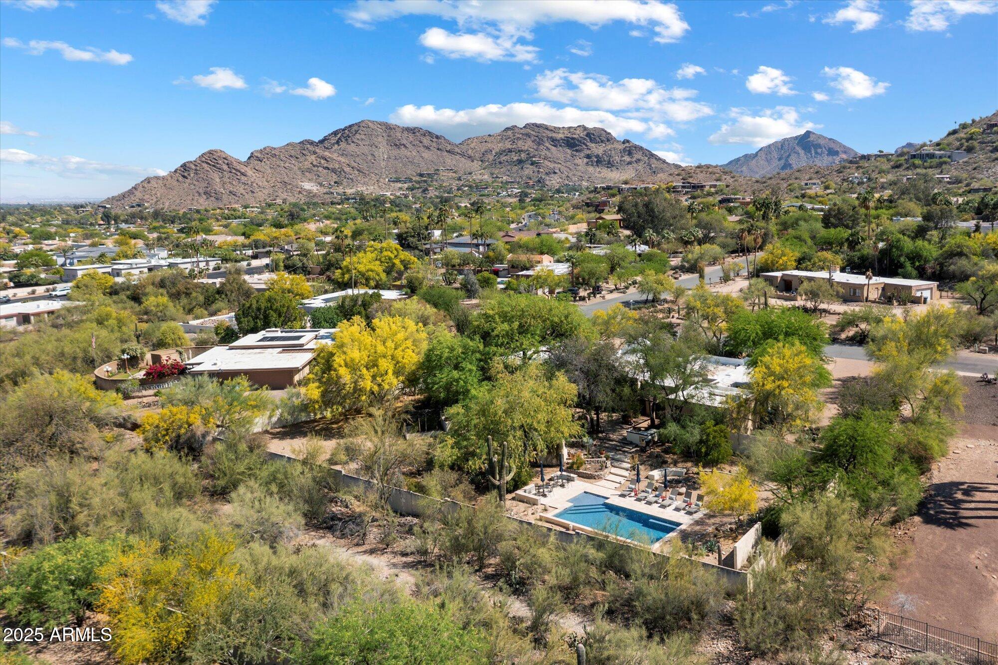 4646 E SHADOW ROCK Road