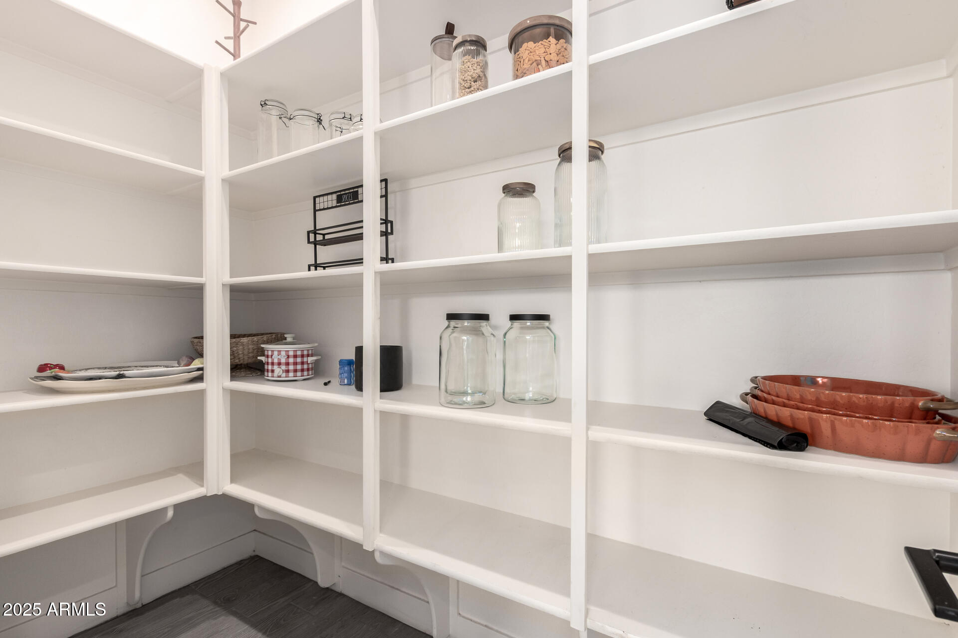 3938 E APPALOOSA Road