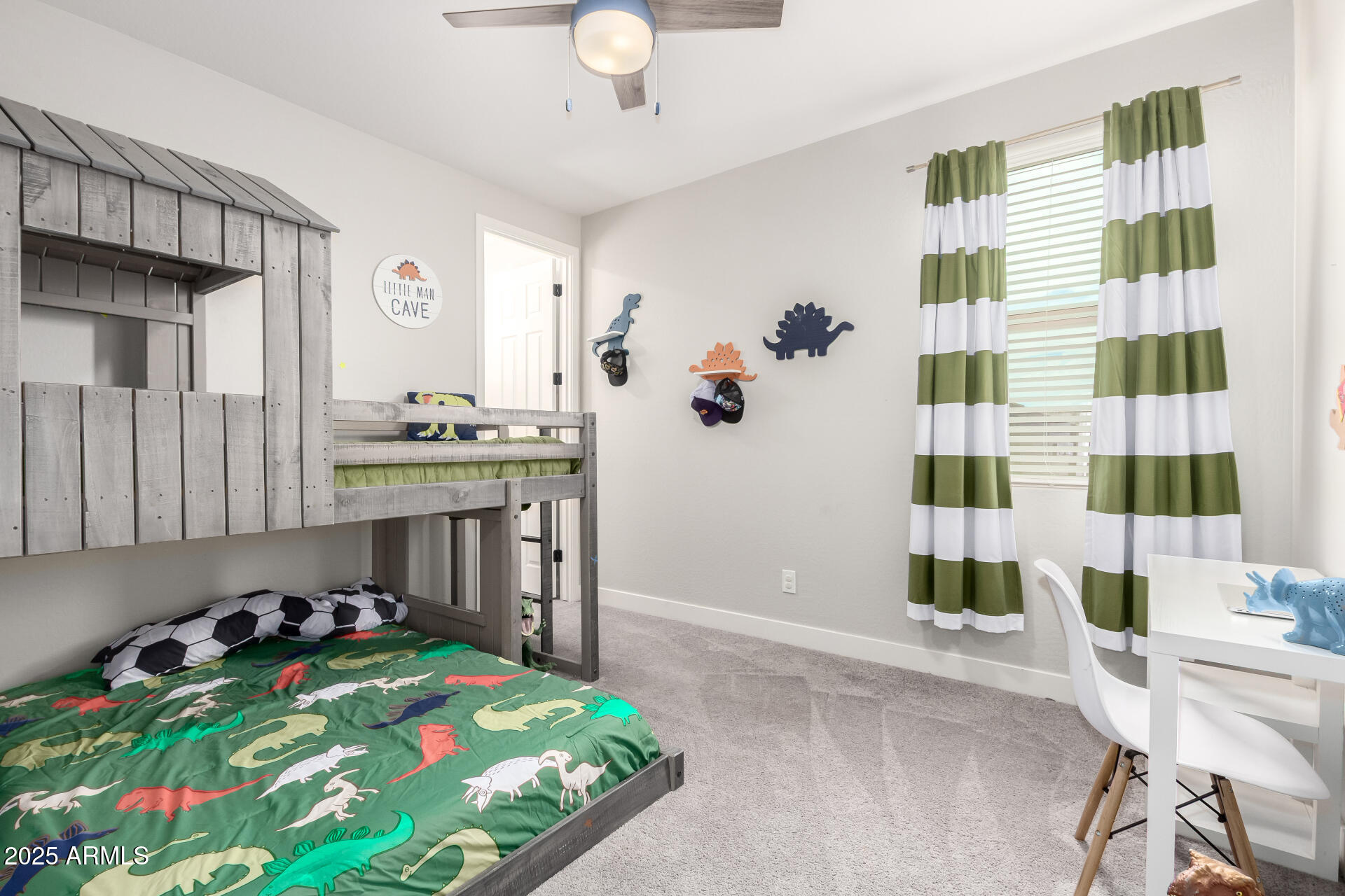 3938 E APPALOOSA Road