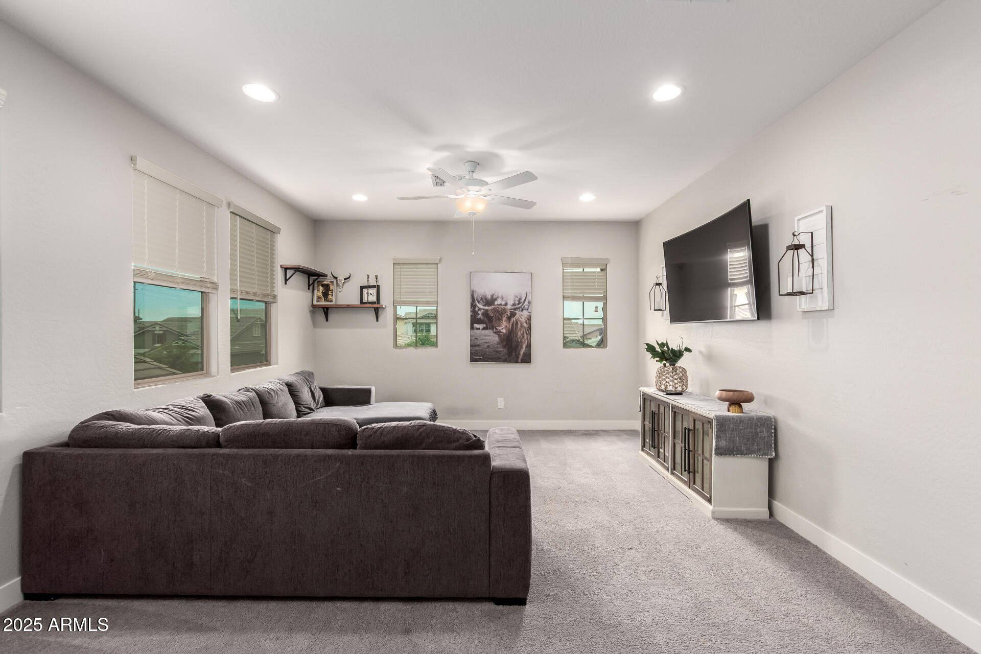 3938 E APPALOOSA Road