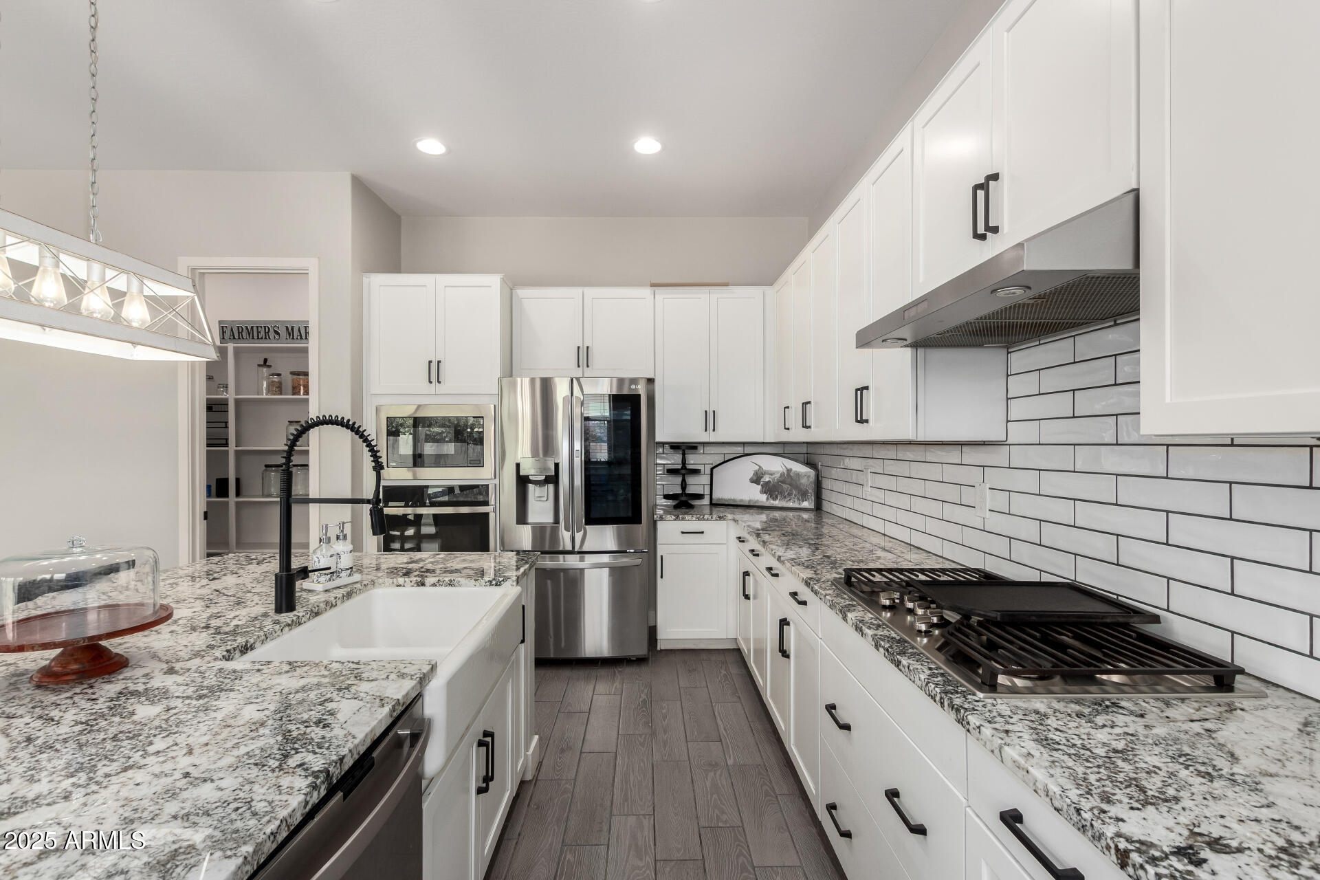 3938 E APPALOOSA Road